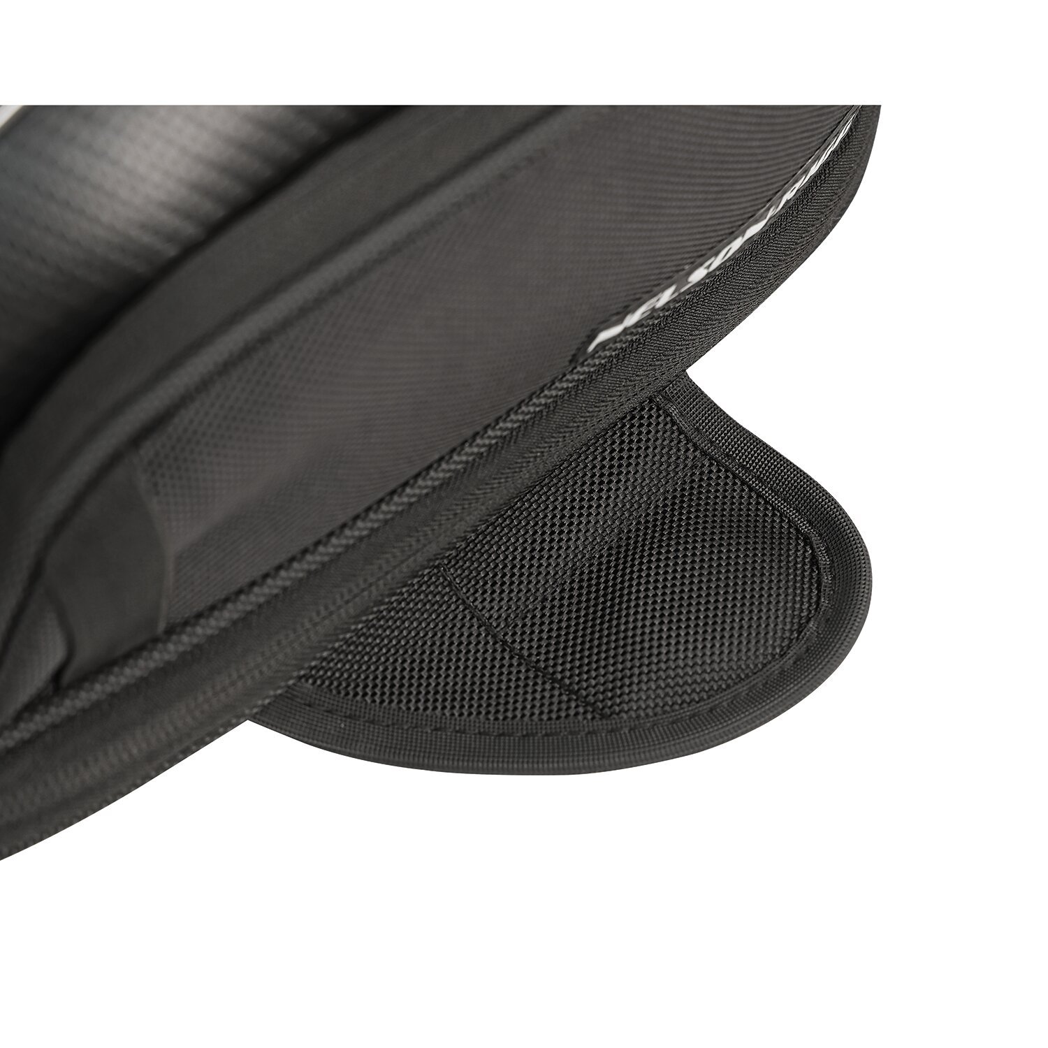 Nelson-Rigg, Commuter sport magnetic/strap tank bag. 10L