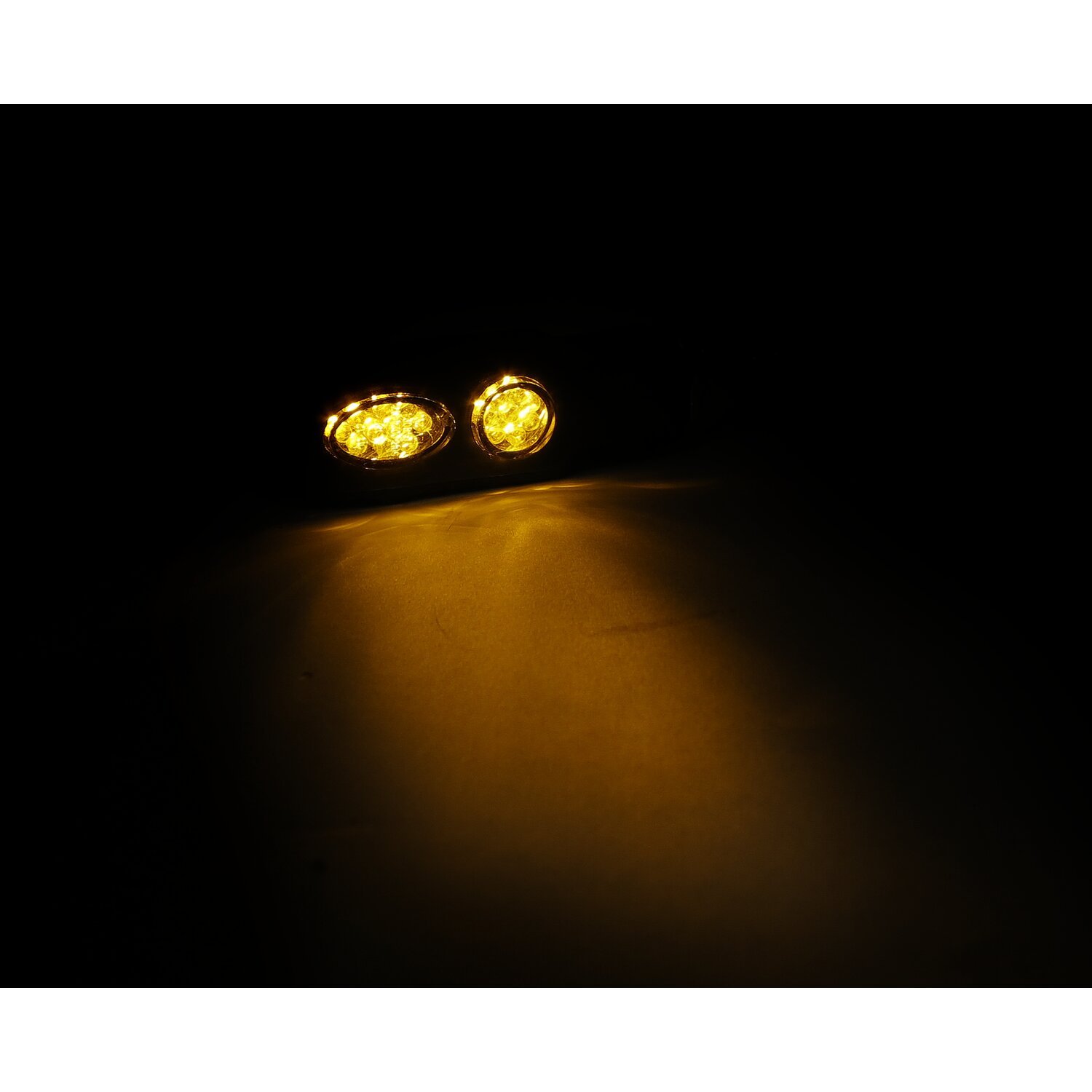 Cluster, LED turn signals. Black. Clear lens