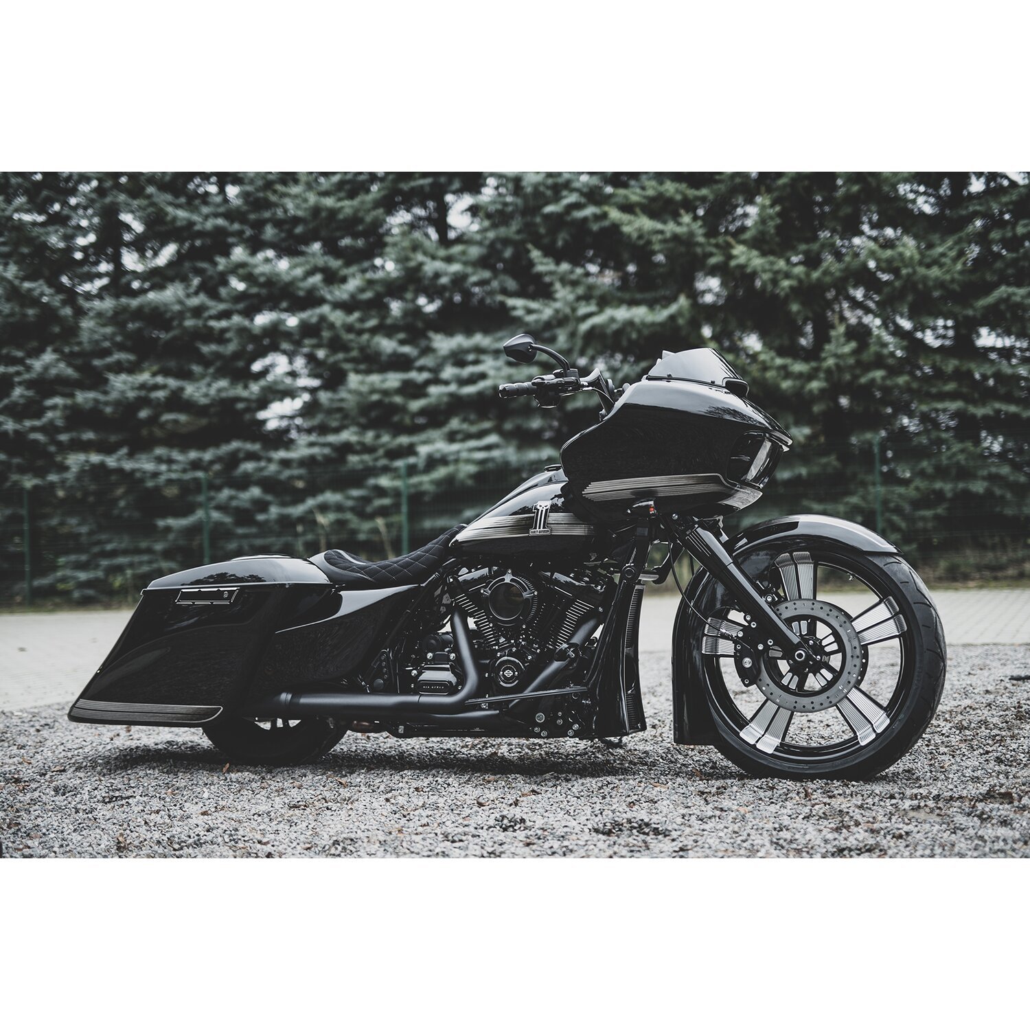 Killer Custom, 'Bulldog' front fender, 23 x 5.50 fat wheels, Unpainted, Raw