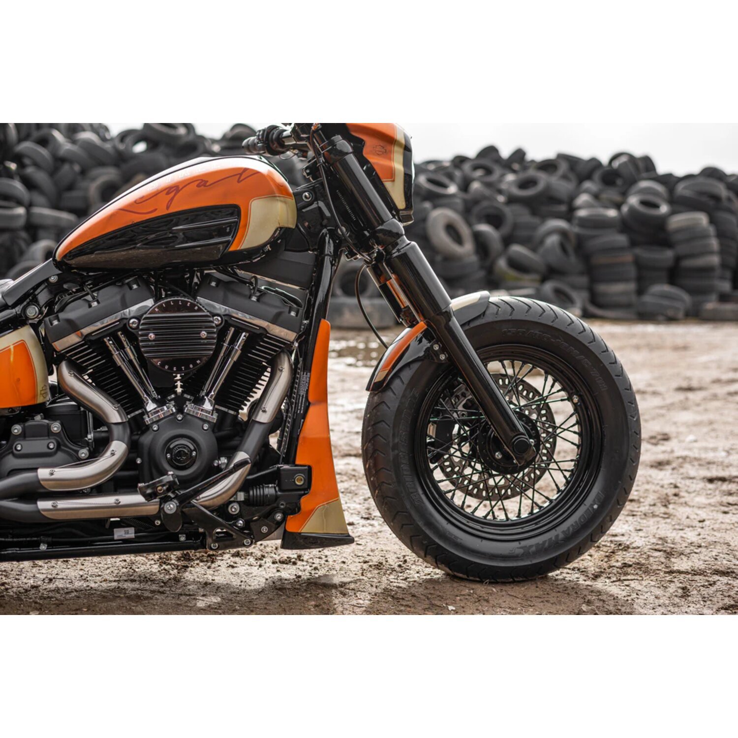 Killer Custom, 'Avenger' M8 Softail gas tank cover & console, Black, Gloss