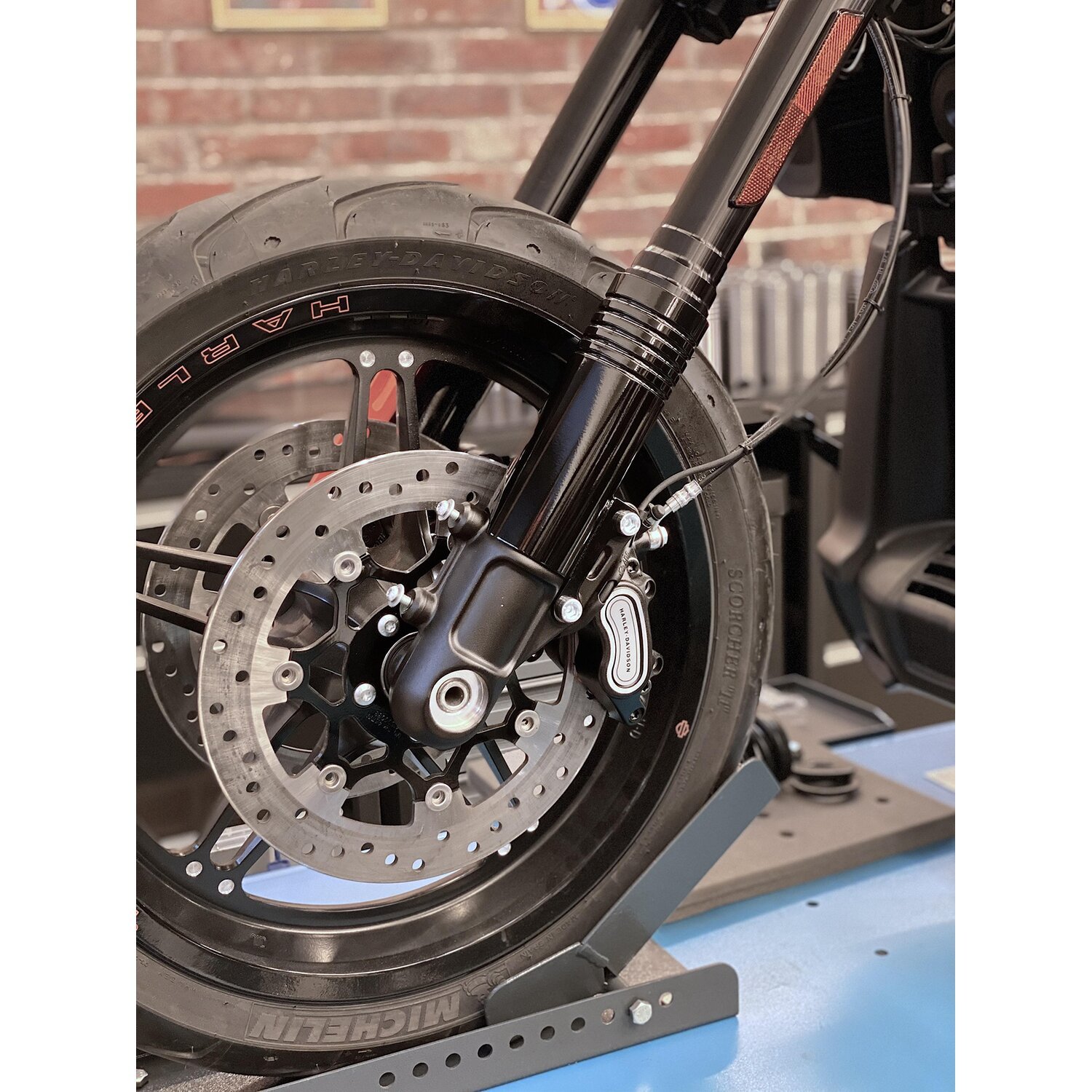 Killer Custom, lower fork covers, Black, Gloss