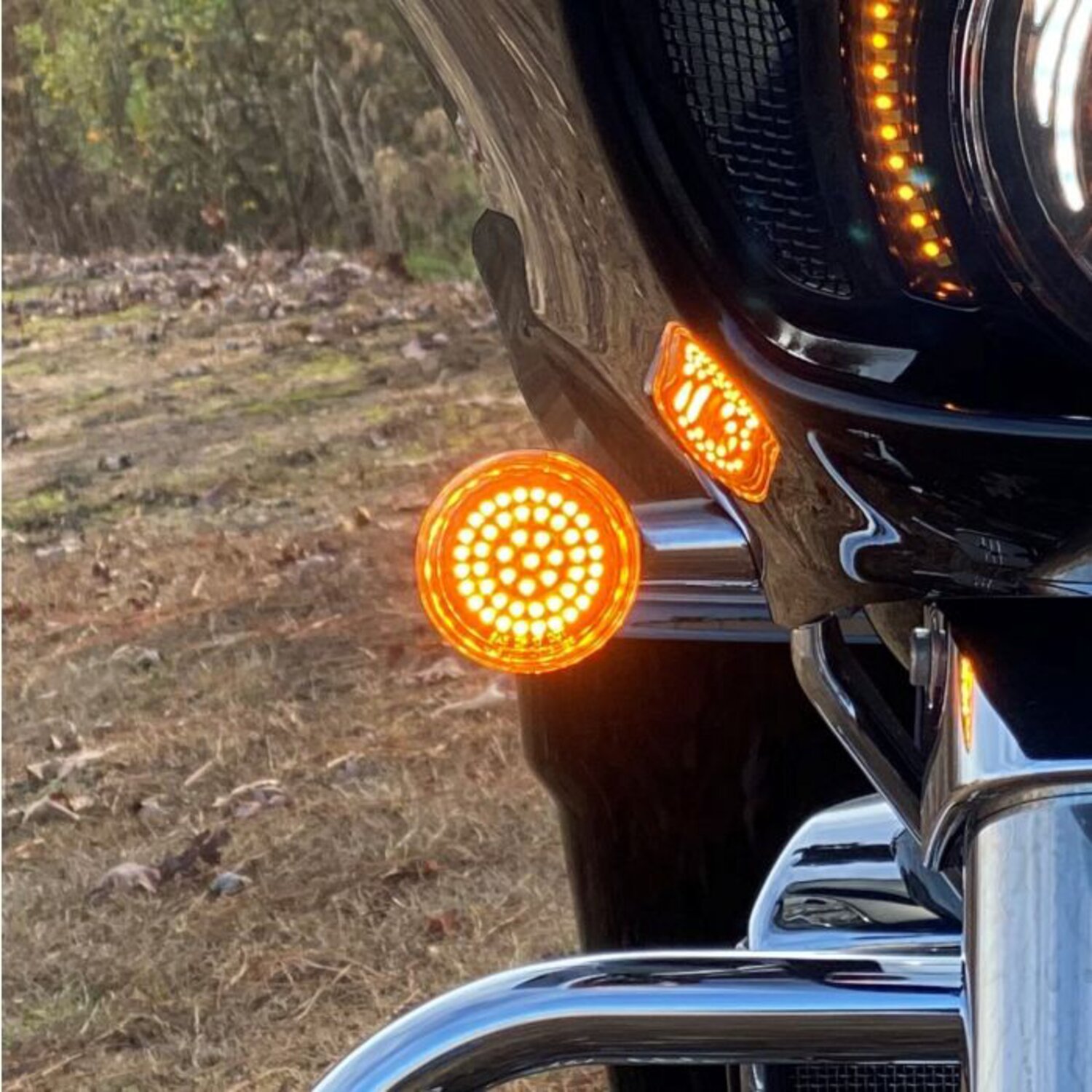 Custom Dynamics, Genesis 4 series front turn signal inserts, Black