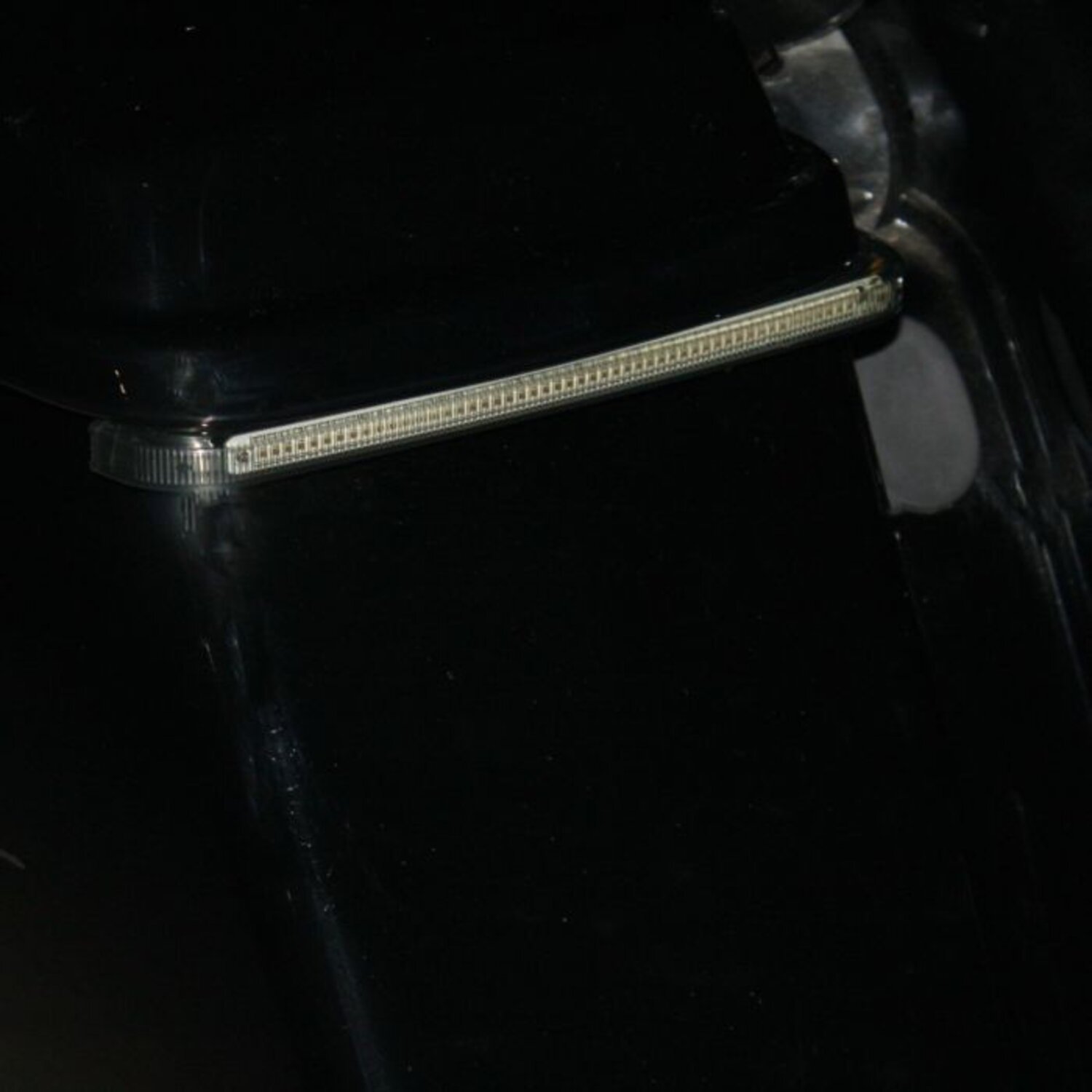 Custom Dynamics, Sequential low profile bag lights