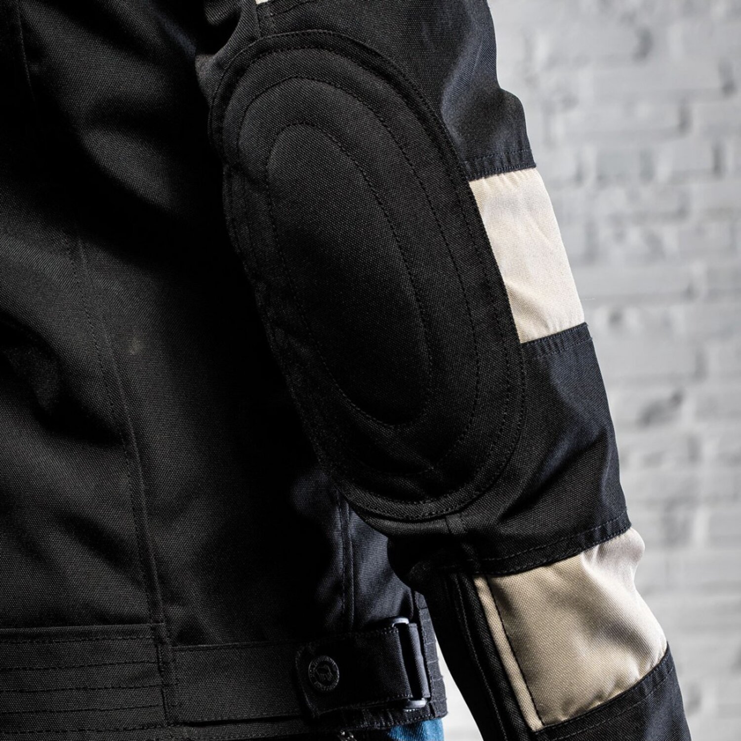 M — Holy Freedom Prison jacket black/off white, M