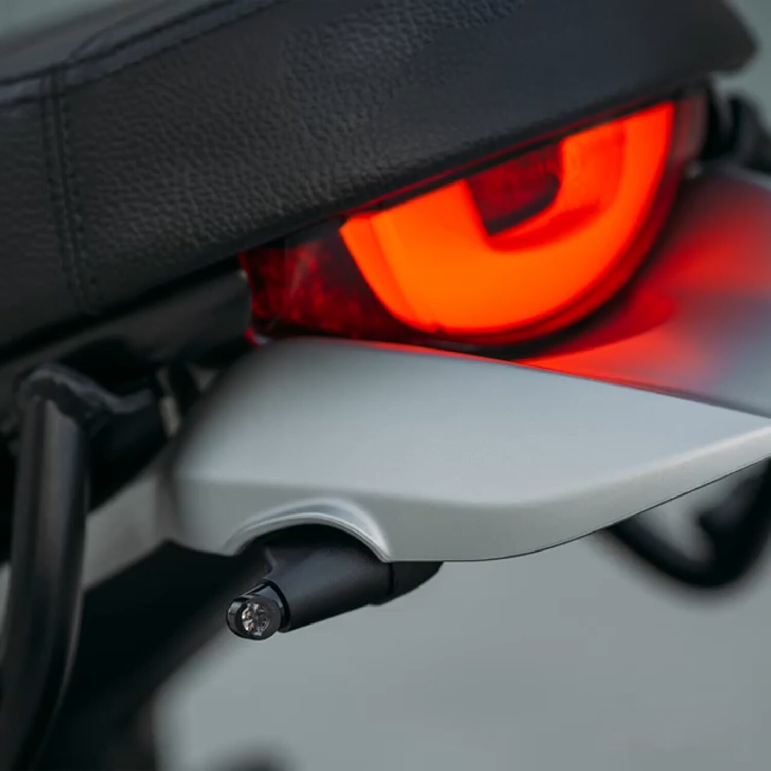 Motogadget, mo.blaze tens3 3in1 turn signal combo, Black, Matte