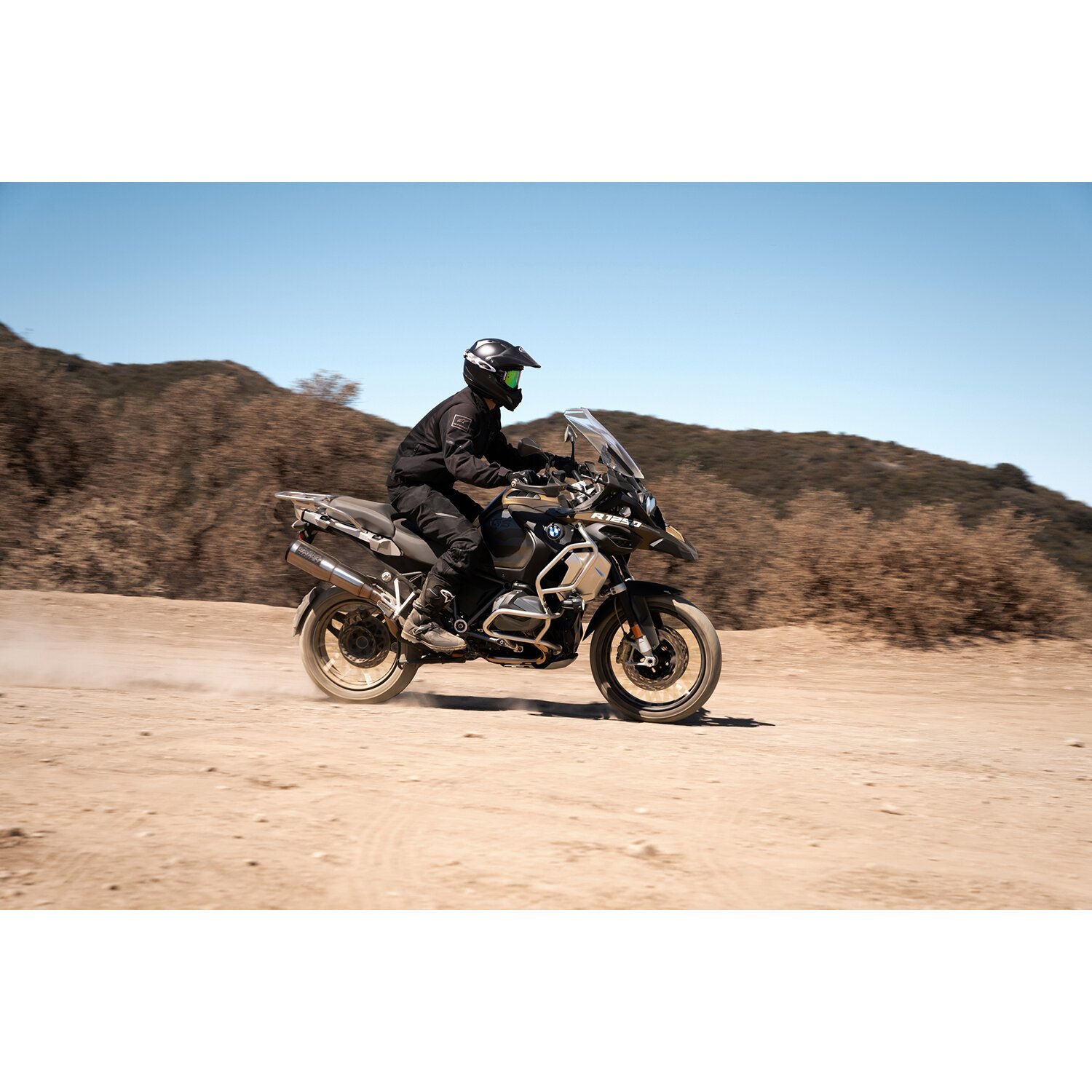 Vance & Hines, Hi-output adventure 500 slip ons. ss, Black, Brushed