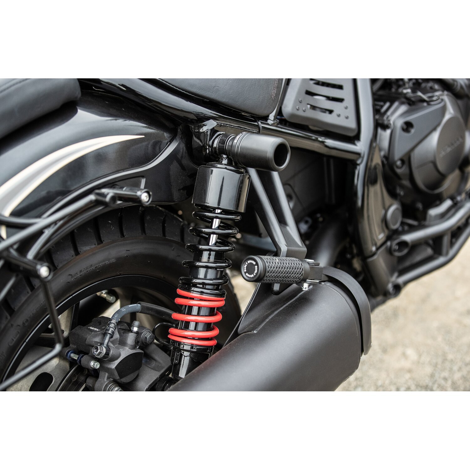 Burly, Slash cut passenger foot peg set, Black