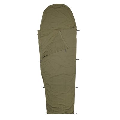 This lightweight travelsheet, for some extra insulation and making sure that the sleeping bag does not get dirty on the inside, is specifically made to be used together with the TF2215 sleeping bag (947976), but it can also be used with other sleeping bags. Easy to wash, dries quickly, as the travelsheet is made from polyester/cotton. Also easy to attach to the TF-2215 sleeping bag through the matching eyelets within the sleeping bag. Comes with a stuff bag. Dimension travelsheet: 240 x 80 cm.