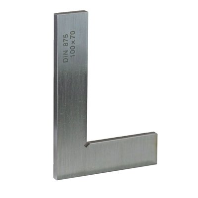 Flat 90 degree positioning square / control square for an exact 90° angle with tolerance within DIN 875-1 standards. 
- Non-hardened regular carbon steel 
- DIN 875-1