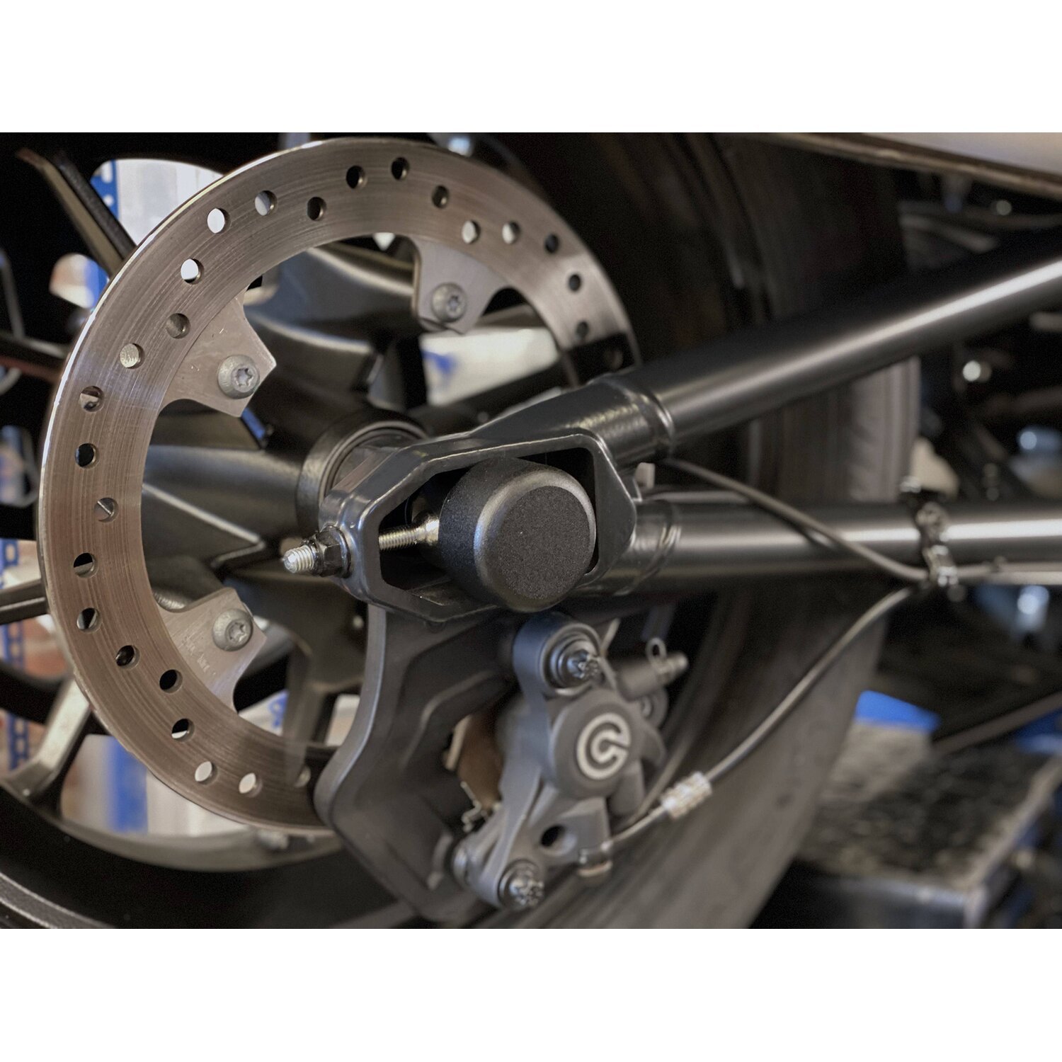 Killer Custom, Sportster S rear axle cover set, Black, Matte