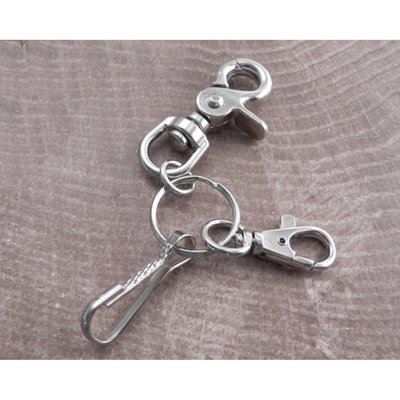 Amigaz Hardware 4 pack of Amigaz with 1 trigger snap hook, split ring, lanyard hook and small trigger snap hook.