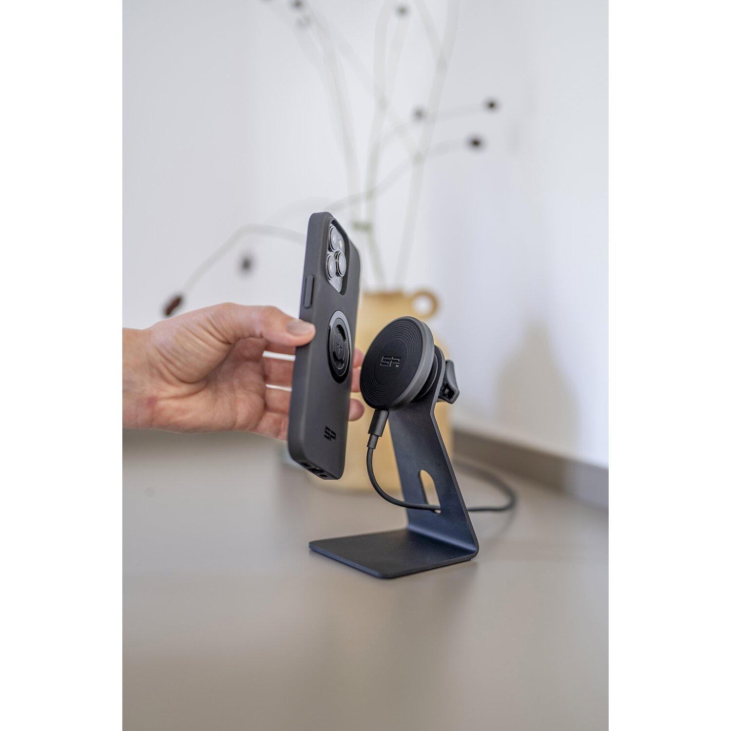 SP Connect™, Charging Office Stand phone case holder SPC+, Black