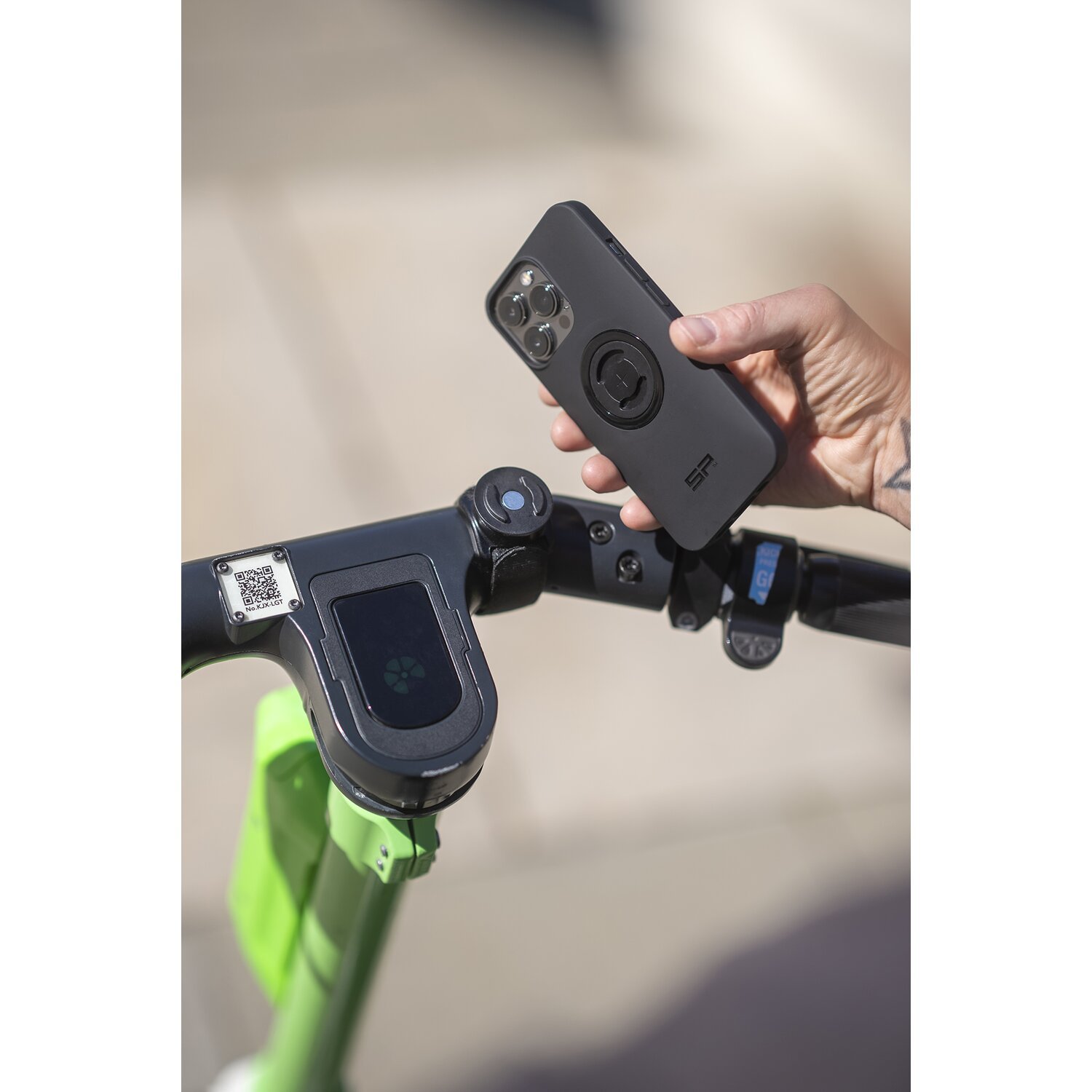 SP Connect™, Universal Mount SPC+ / SPC, Black