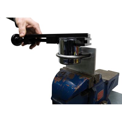 Makes a clean cut on oil filter base for content inspection; Works with all spin-on oil filters up to 5 1/2" (14cm) diameter;
Note: See 961455 for optional oil filter cutting stand