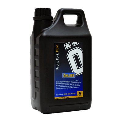 - R&T (Road & Track) front fork oil 
- Viscosity 20 Centistokes at 40° (similar SAE 7,5W) 
- 4 Liter. 
Compatible with telescopic, upside down / inverted and all Öhlins suspension products. This oil is mineral based and designed to reduce friction for less wear and oil contamination to give a longer service life to both suspension components and fork oil. Especially designed to reduce cavitation (foaming). When suspension is worked hard foaming can become a thing. Foaming induces air/gasses in the fluid which is compressible. Since foaming reduces damping capacity, a cavitation resistant damping fluid is important to keep the damping system working correctly. 
Note: To place viscosity into perspective, the viscosity of water is approximately 1 centistoke at 20°C. 