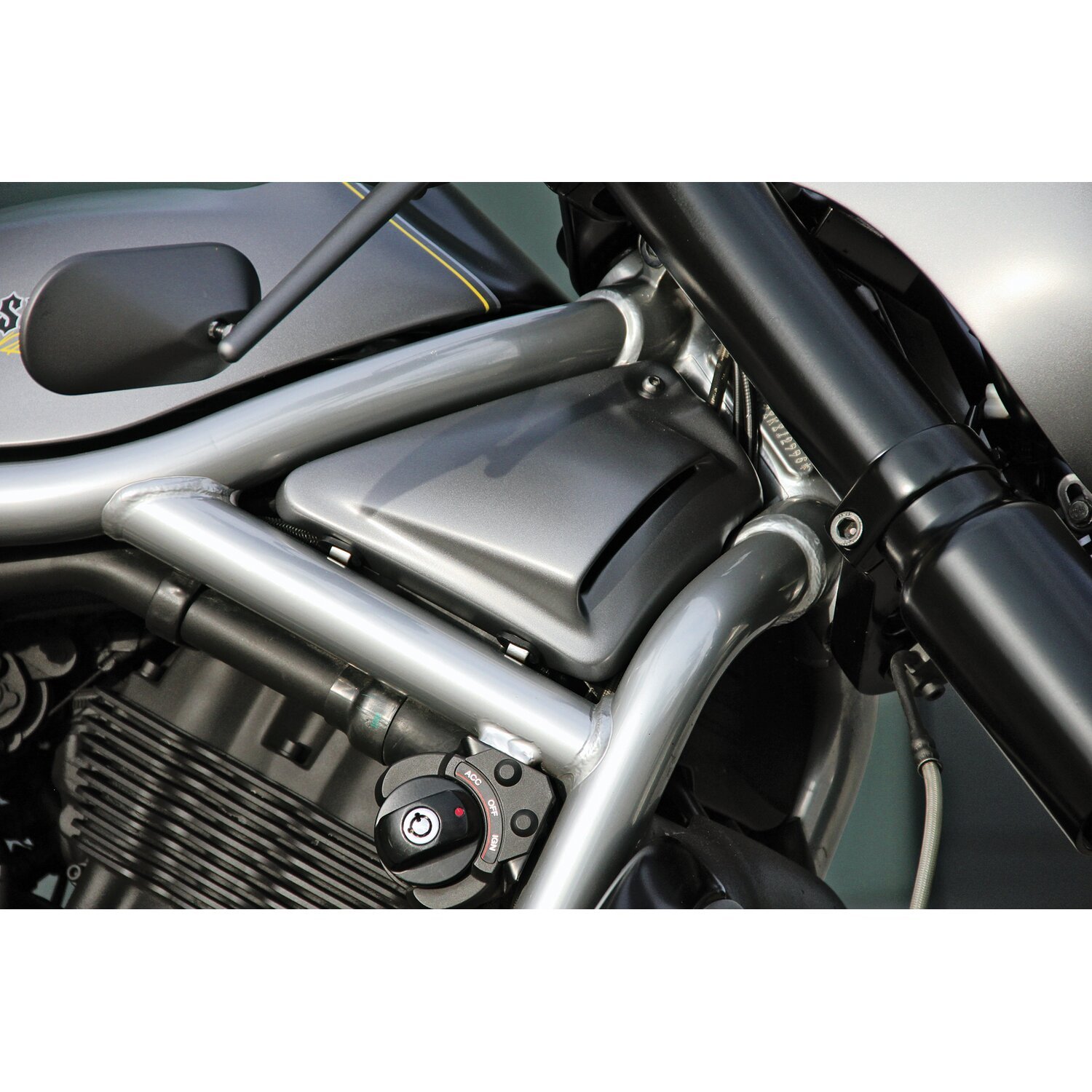 Cult-Werk, V-Rod ram air intake set. 'GT'