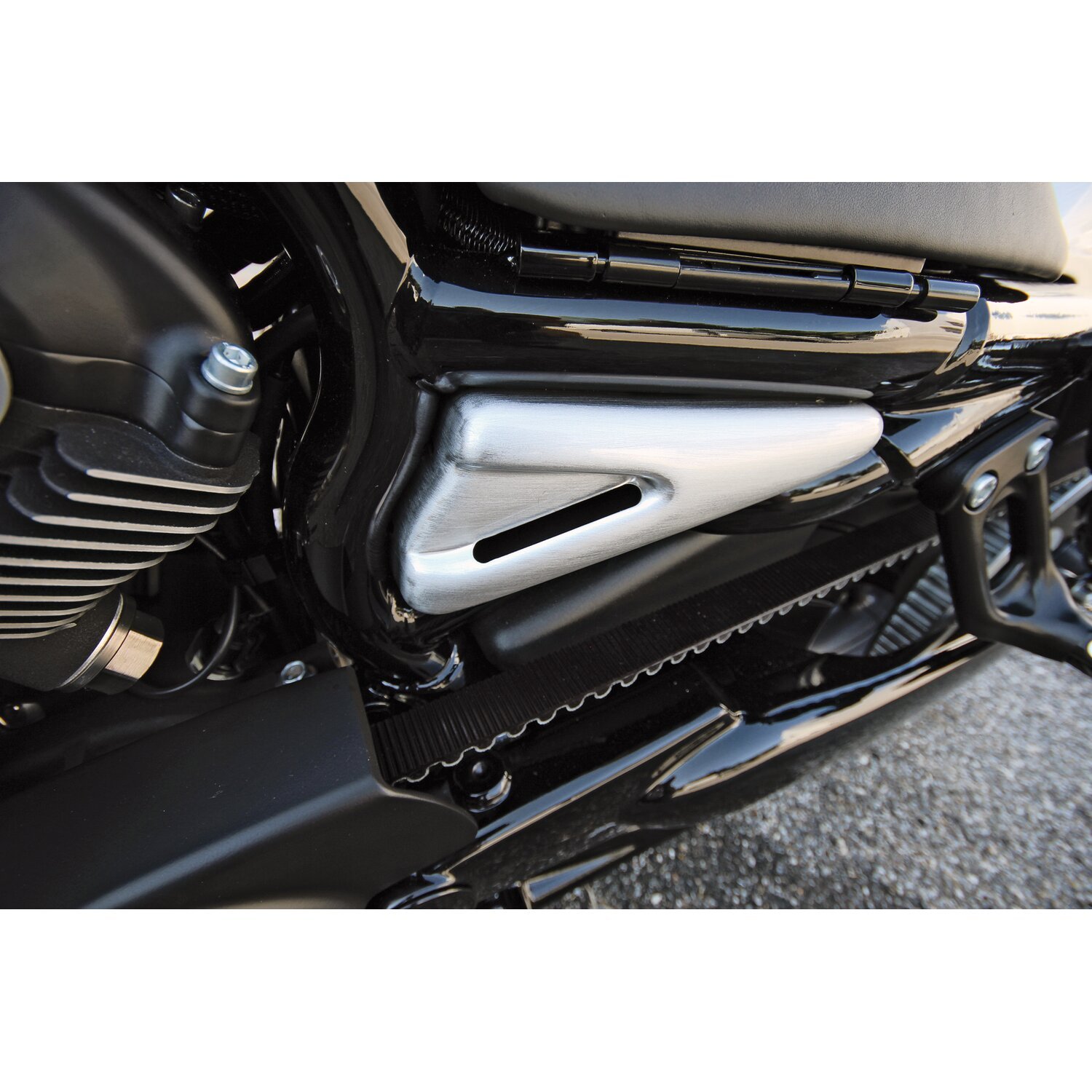 Cult-Werk, V-Rod gas tank cover set