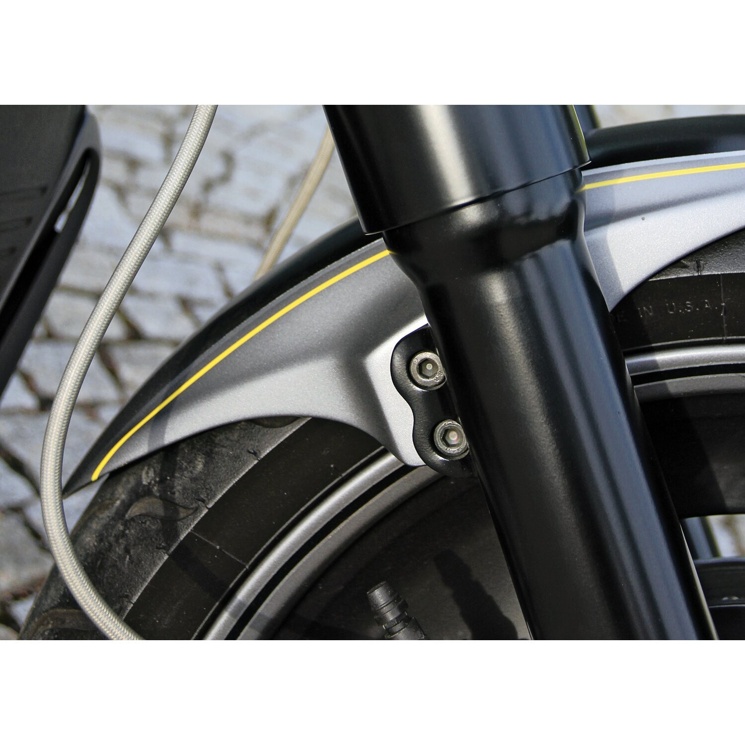 Cult-Werk, front fender bolt kit. Black