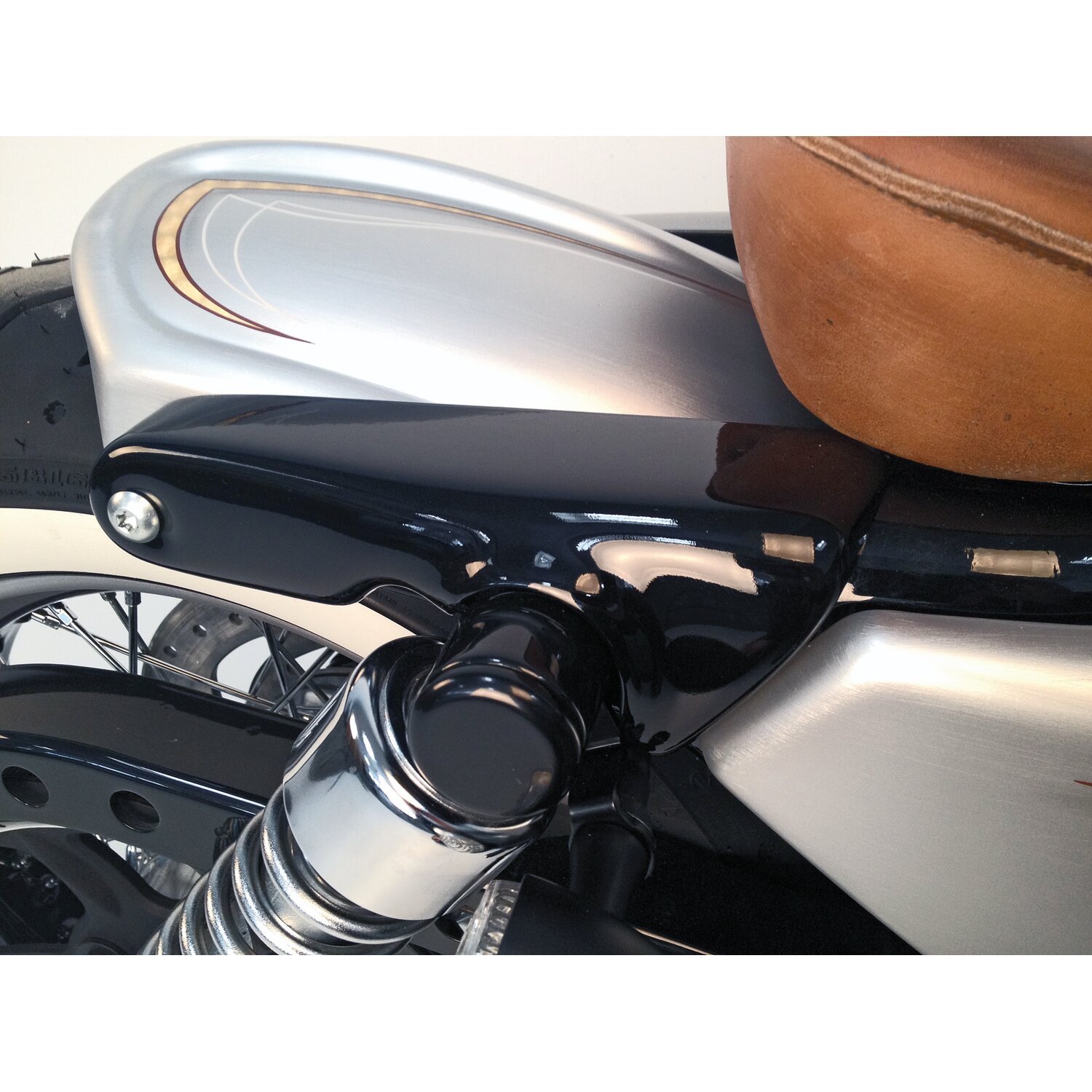 Cult-Werk, XL short fender strut covers, Black, Gloss