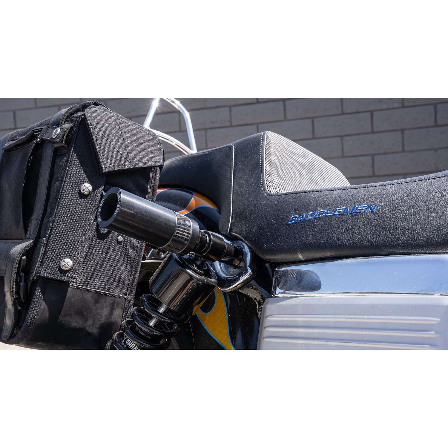 Burly Brand, Brawler crash bar kit Dyna, Black, Gloss
