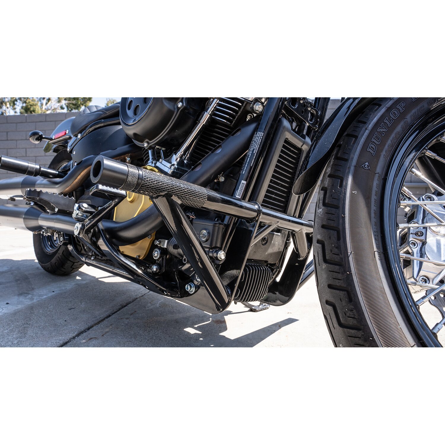Burly Brand, Brawler crash bar kit M8 Softail, Black, Gloss
