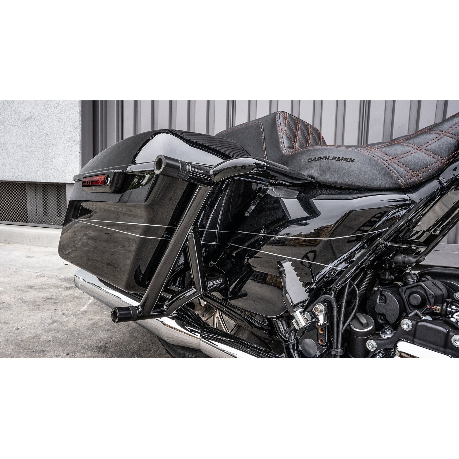 Burly Brand, Brawler crash bar kit Touring, Black, Gloss