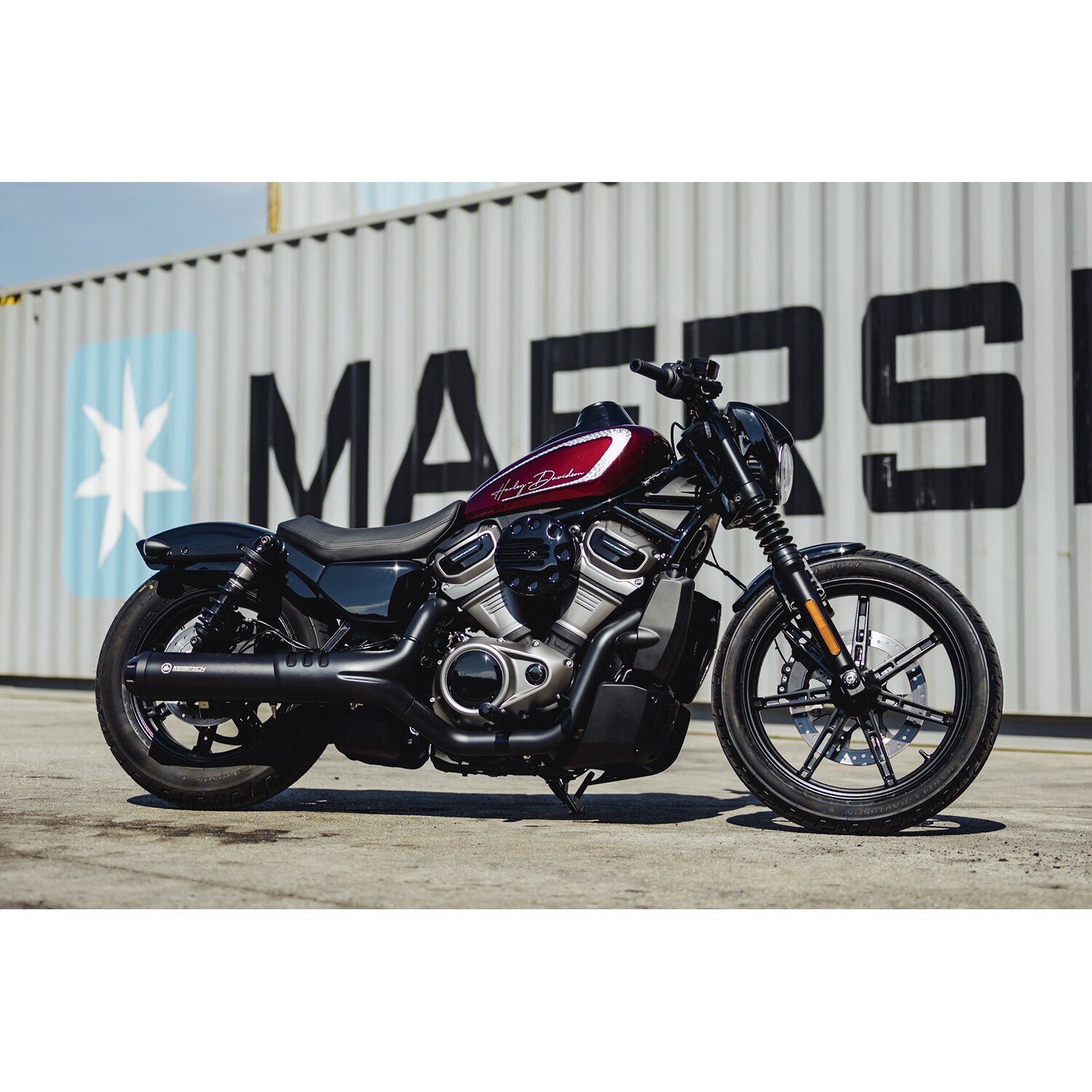Cult-Werk, Nightster OEM style rear fender, Black, Gloss