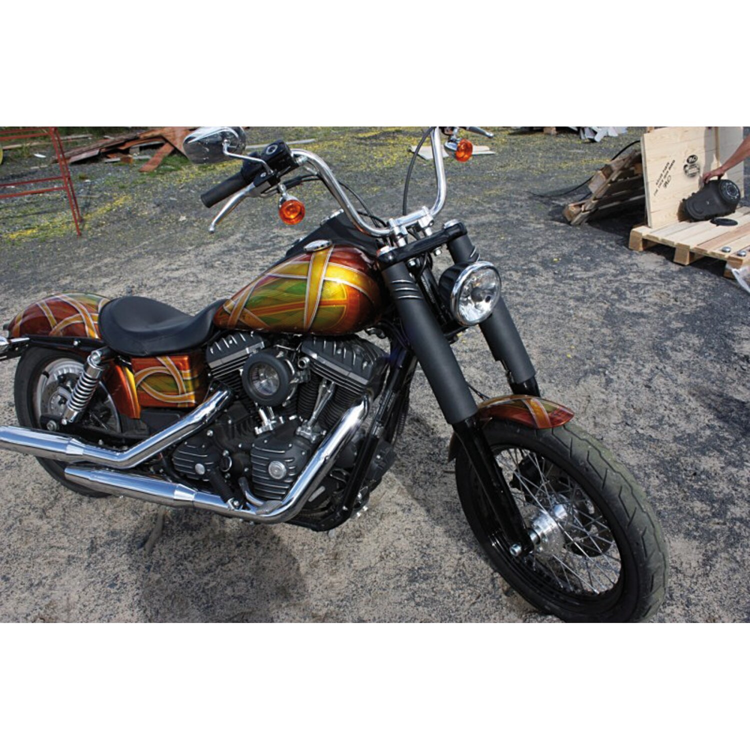 EMD, Bombshell 49 upper fork tube covers. Black Cut, Contrast Cut