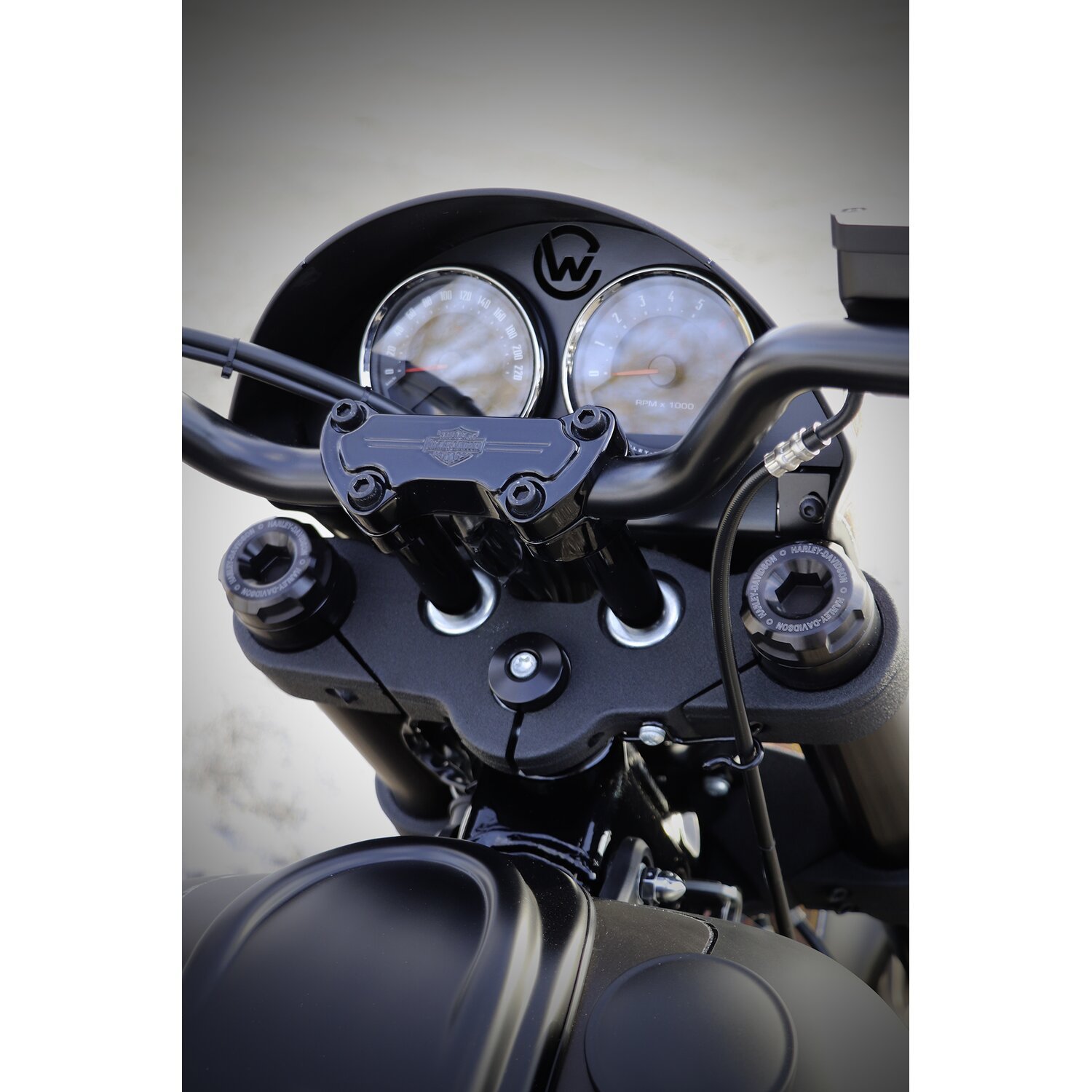 Cult-Werk, Low Rider dash cover kit, Black, Matte