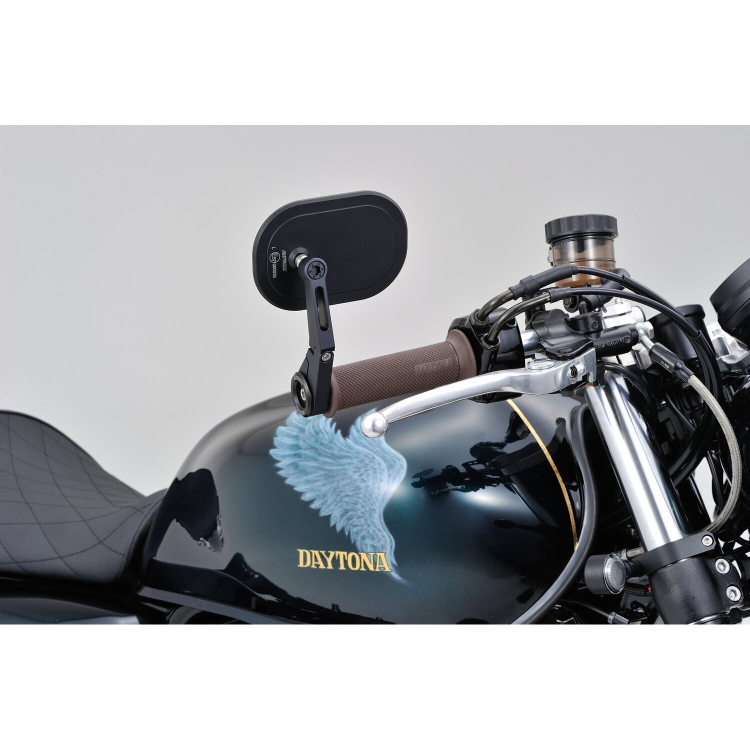 Daytona, clamp-on Flat D-mirror. Number 16