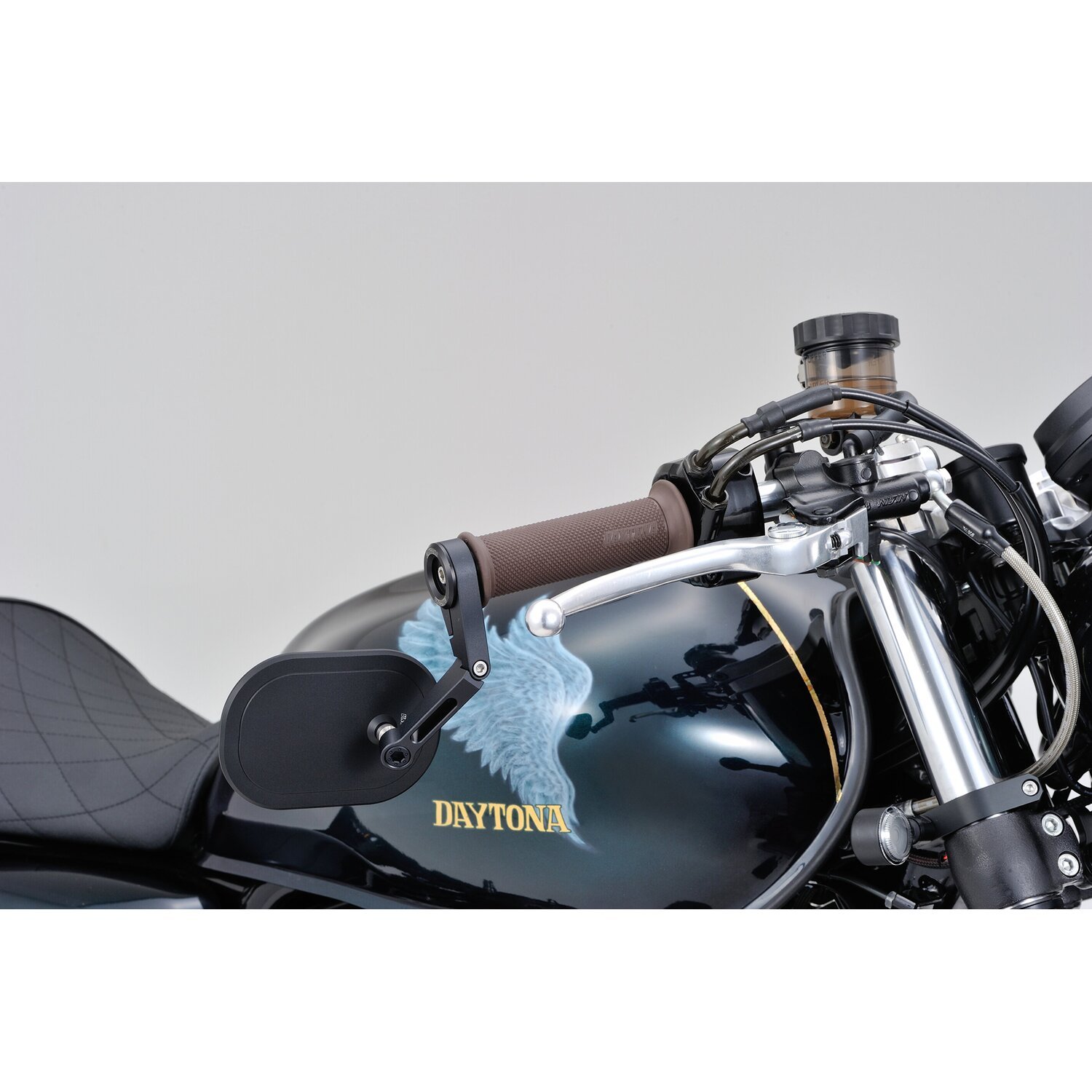 Daytona, clamp-on Flat D-mirror. Number 16