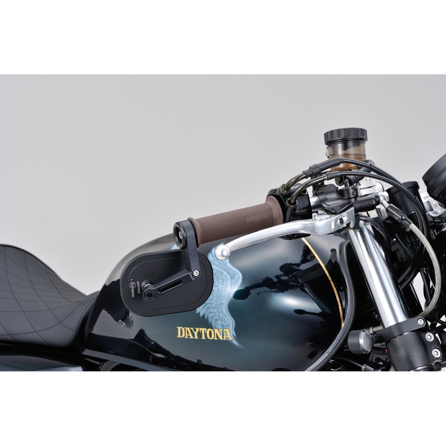 Daytona, clamp-on Flat D-mirror. Number 16