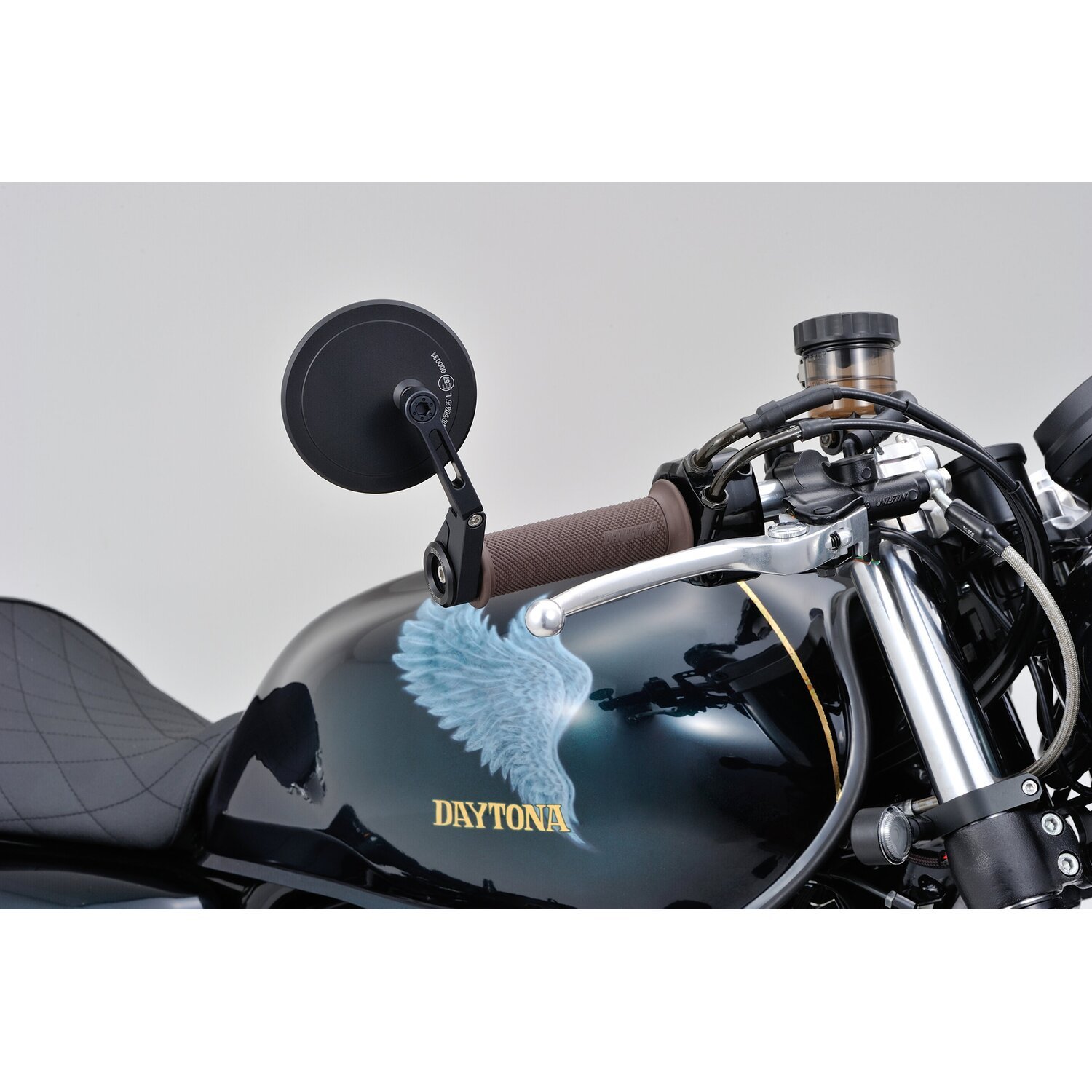 Daytona, clamp-on Flat D-mirror. Number 17