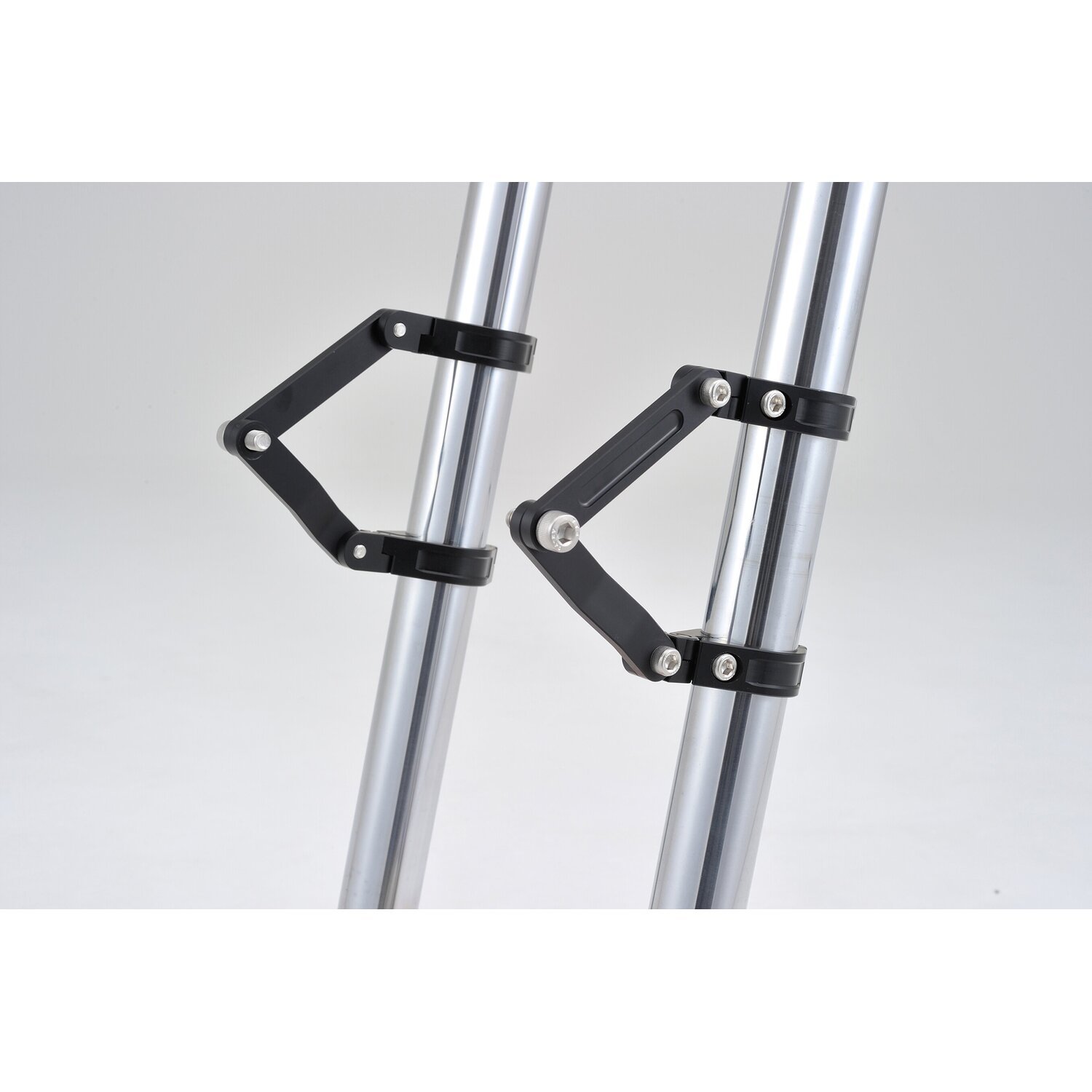 Daytona, Dual Axis adjustable headlamp bracket. 35mm, Black, Matte