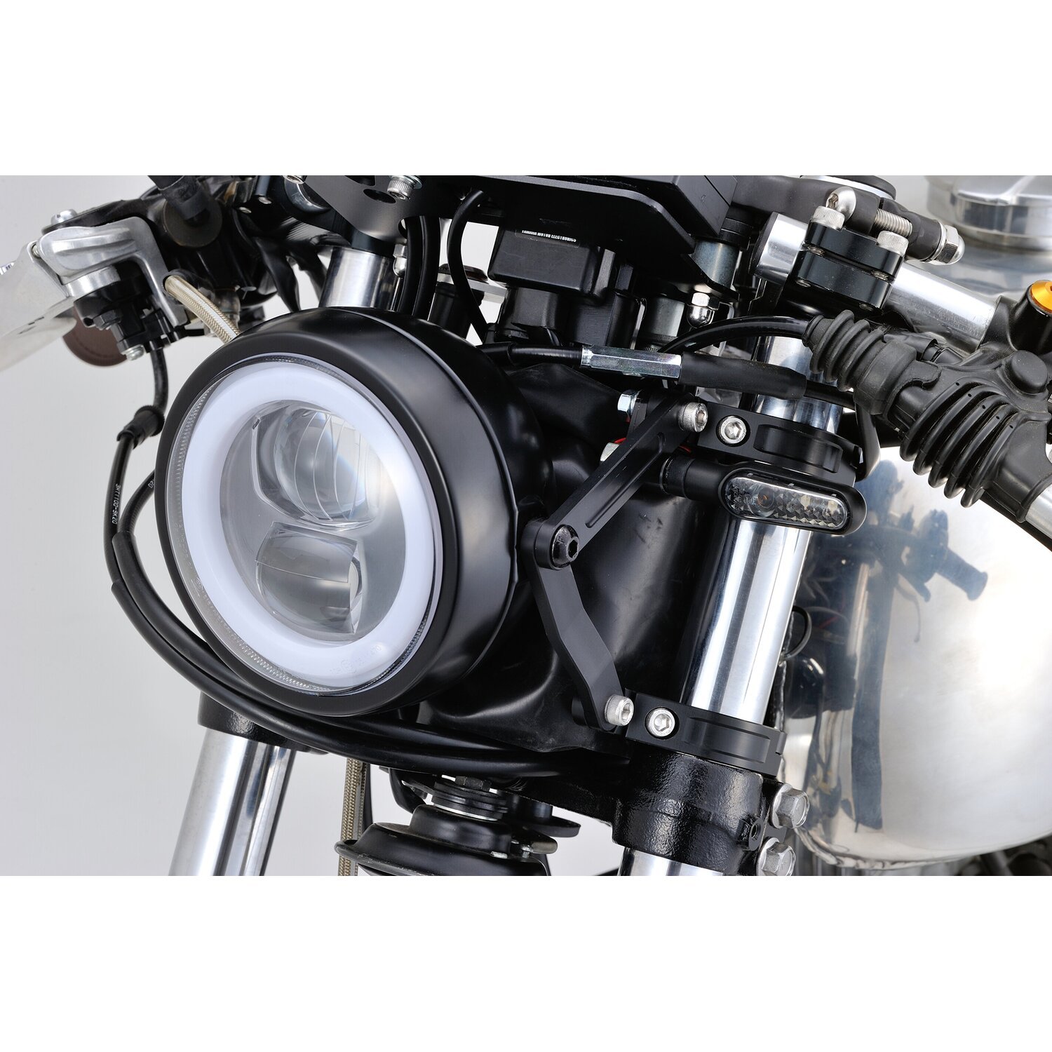 Daytona, Dual Axis adjustable headlamp bracket. 35mm, Black, Matte