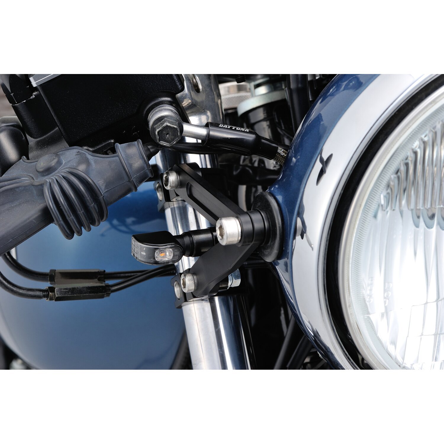 Daytona, Mini 1 D-Light LED turn signals. Clear lens, Black