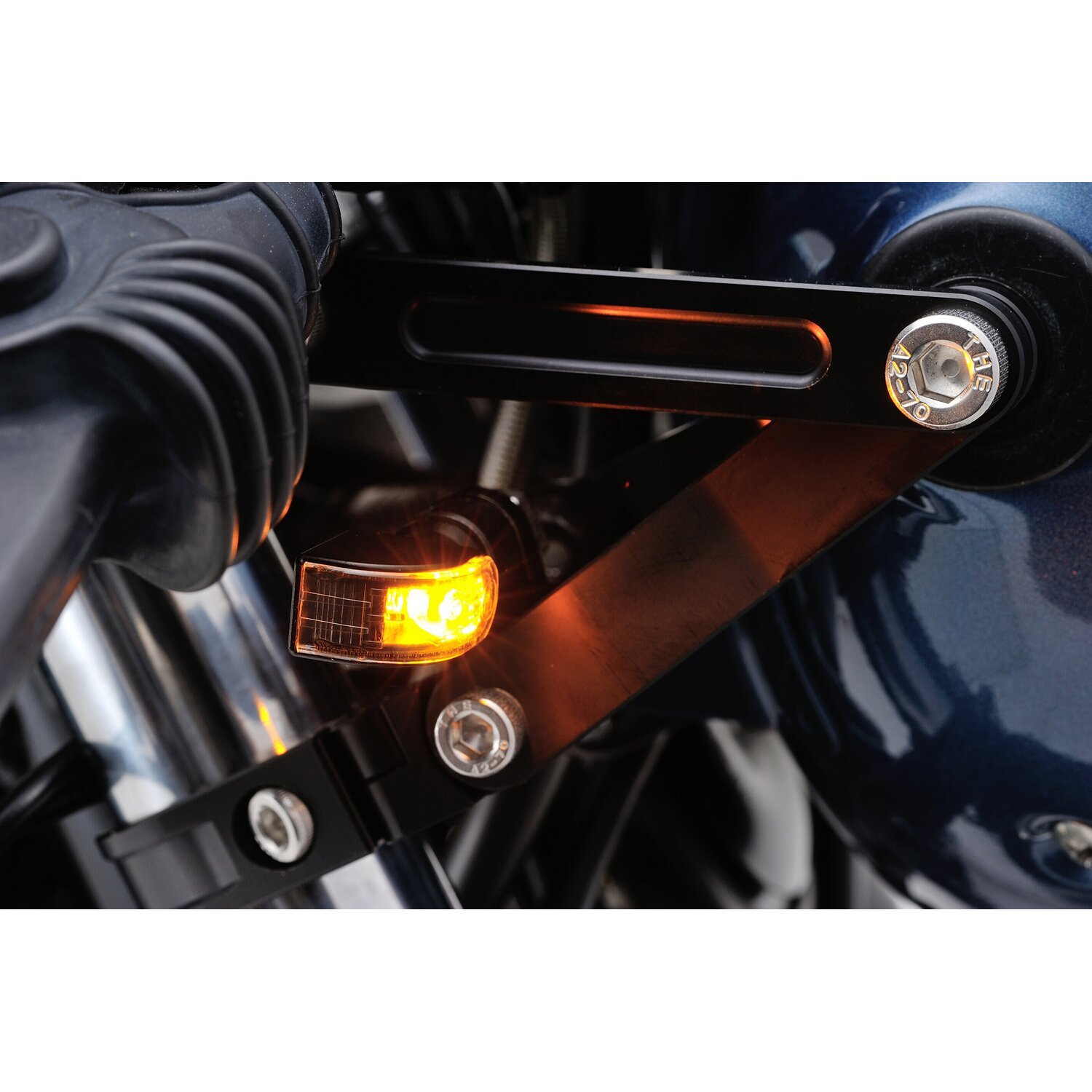 Daytona, Mini 1 D-Light LED turn signals. Clear lens, Black