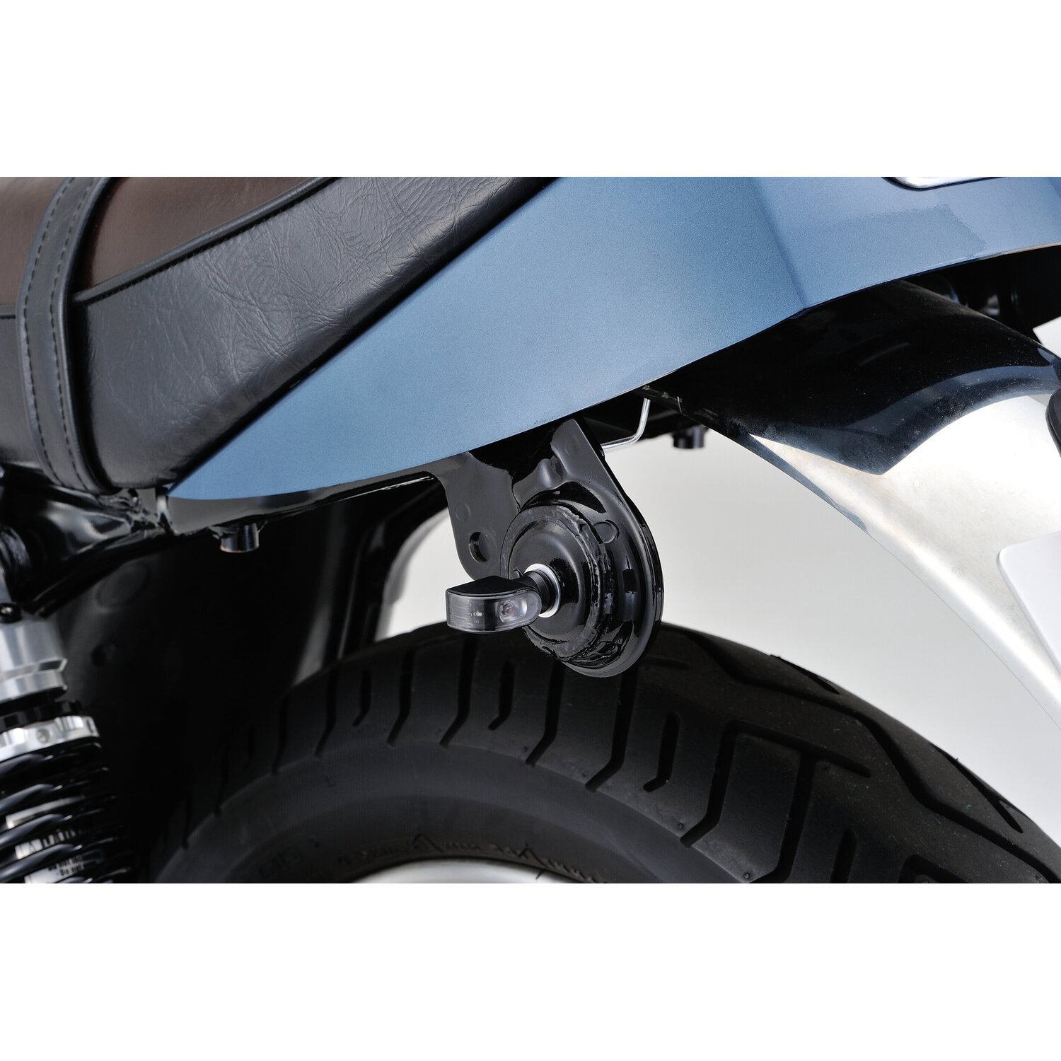 Daytona, Mini 1 D-Light LED turn signals. Clear lens, Black