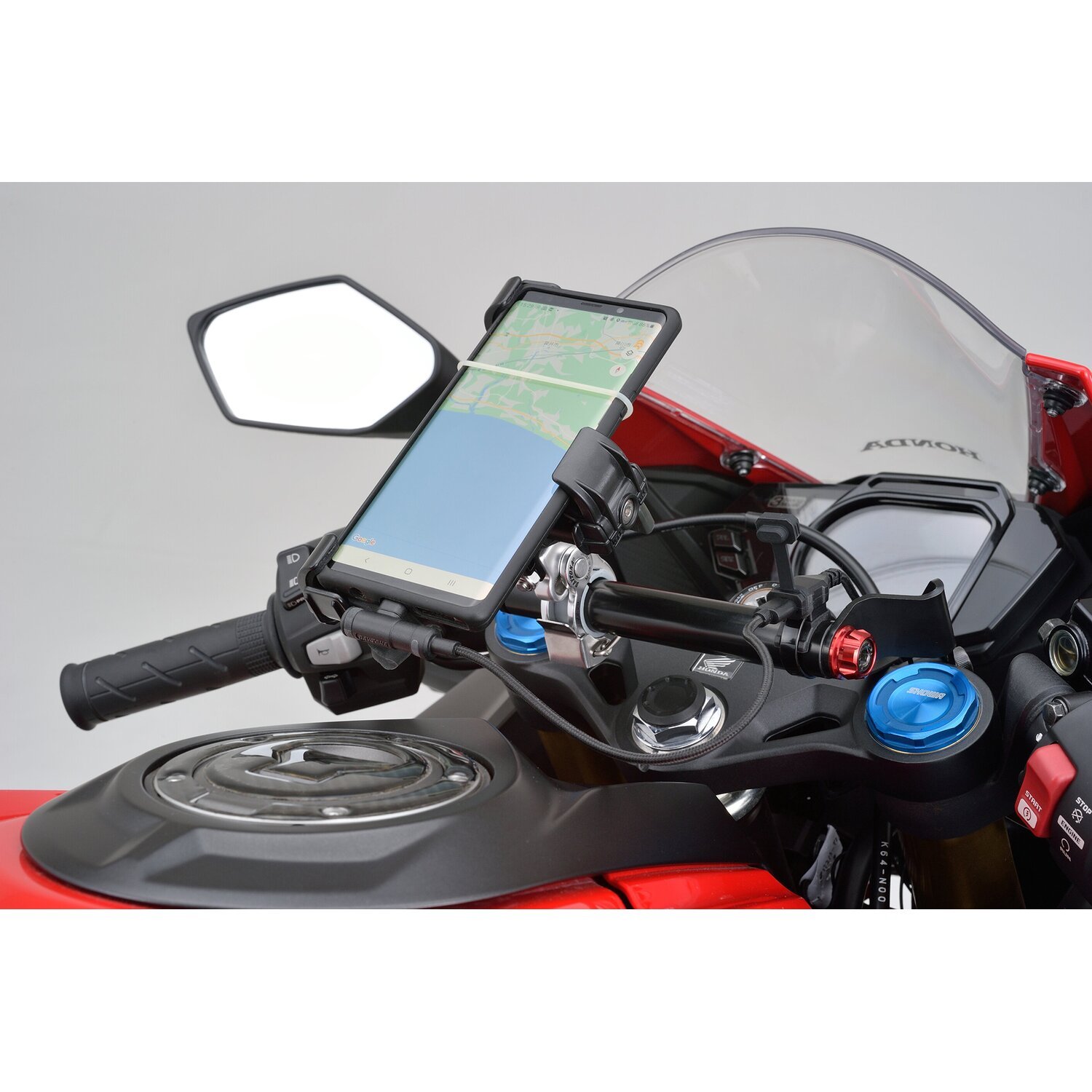 Daytona, USB-C power supply. Regular mount