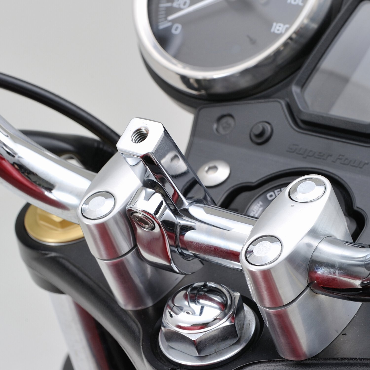 Daytona, universal bracket. Top mount. 7/8" ID, M8 thread, Silver, Chrome