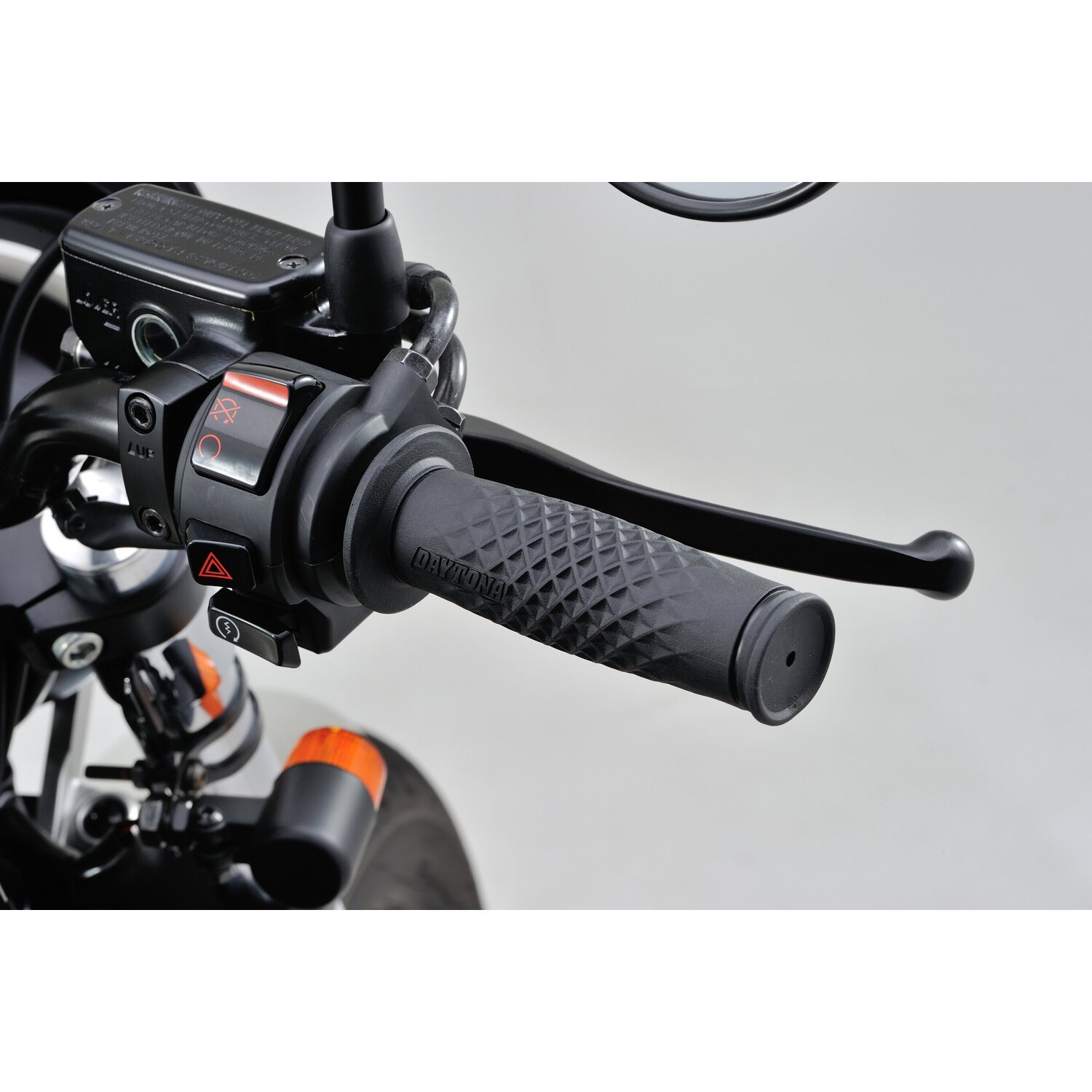 Daytona, 1" Grippy Grip set. WAFFLE, Black