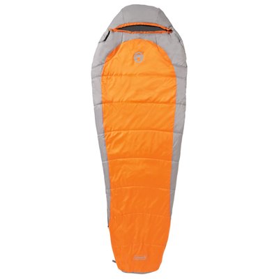 If you are looking for a well-insulated sleeping bag, this Coleman Silverton Comfort 150 sleeping bag is highly recommended. With the Silverton you can still have a warm night's sleep during the colder nights, upto -10°C. Because it is a mummy model, the sleeping bag fits extra well on your body. In addition, the Silverton Comfort has a thermal collar, an extra warm hood and a draft strip at the zipper. That way you stay nice and warm. To ensure that you can easily take the Coleman Silverton Comfort 150 with you on a trip, you will receive a handy carrying bag with compression straps. 