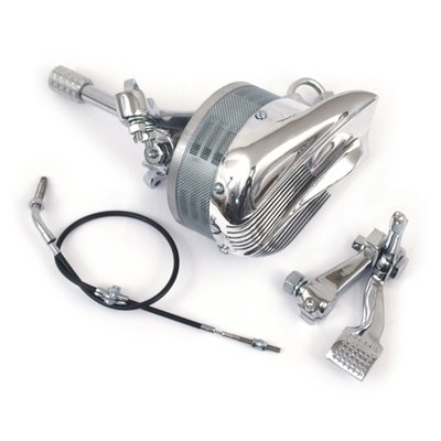 Early style reproduction mechanical siren. 
With aluminum aero cover. 
Foot pedal operated by pushing the siren driveshaft to the tire. 
Sounds similar to the early warning air-raid attack sirens in World War II. 
If you've never heard one of these before, you're in for a howlin' surprise! 
Siren comes complete as shown. 
Weight 4.9kg. 