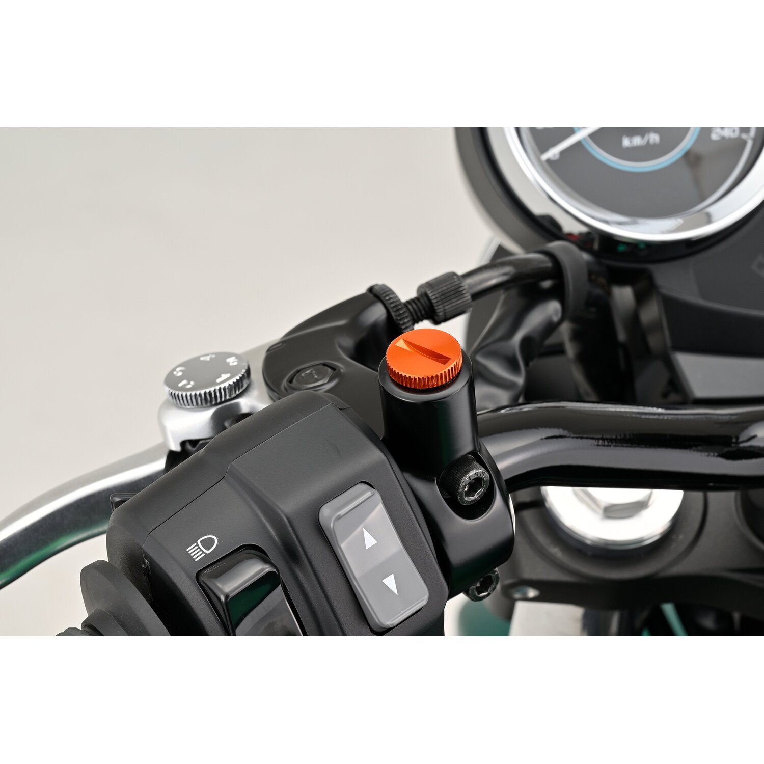 Daytona, mirror hole plug. Orange. RHT, Polished