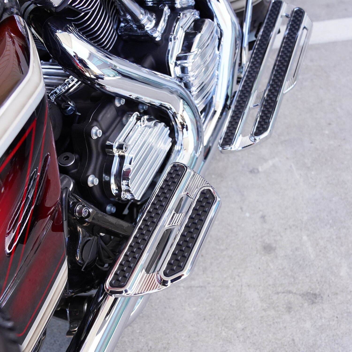 Arlen Ness, Method passenger floorboards, Chrome