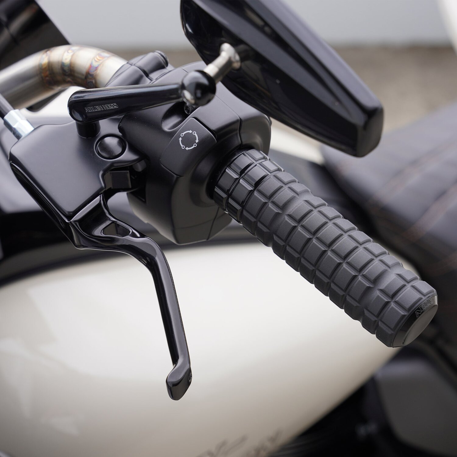 Arlen Ness, Method handlebar lever set, Black, Matte