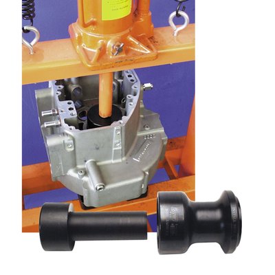 Removes & installs the right (sprocket shaft) side crankshaft bearing on Twin Cam A engines (Dyna & Touring)