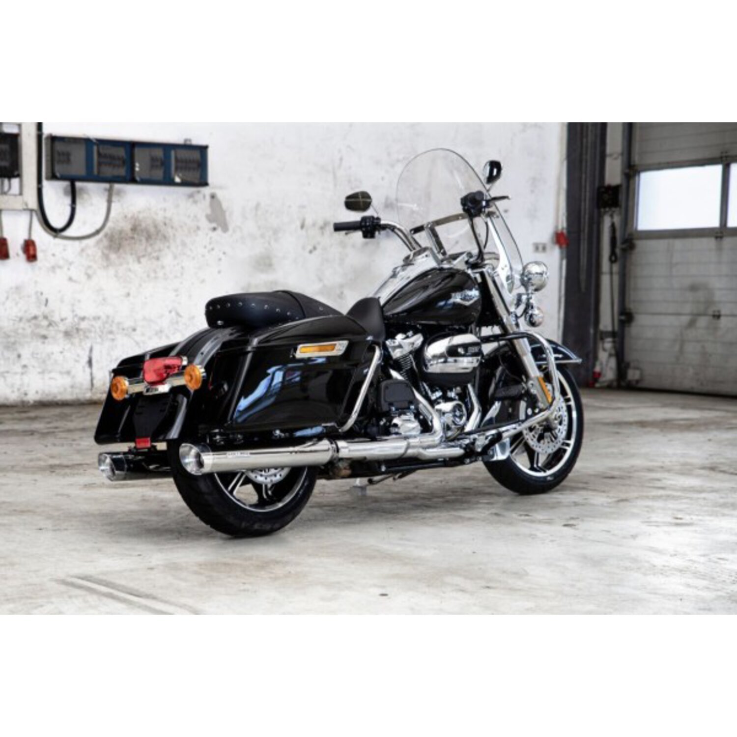 Miller, Cleveland 114" slip-on mufflers. Euro 5. Polished