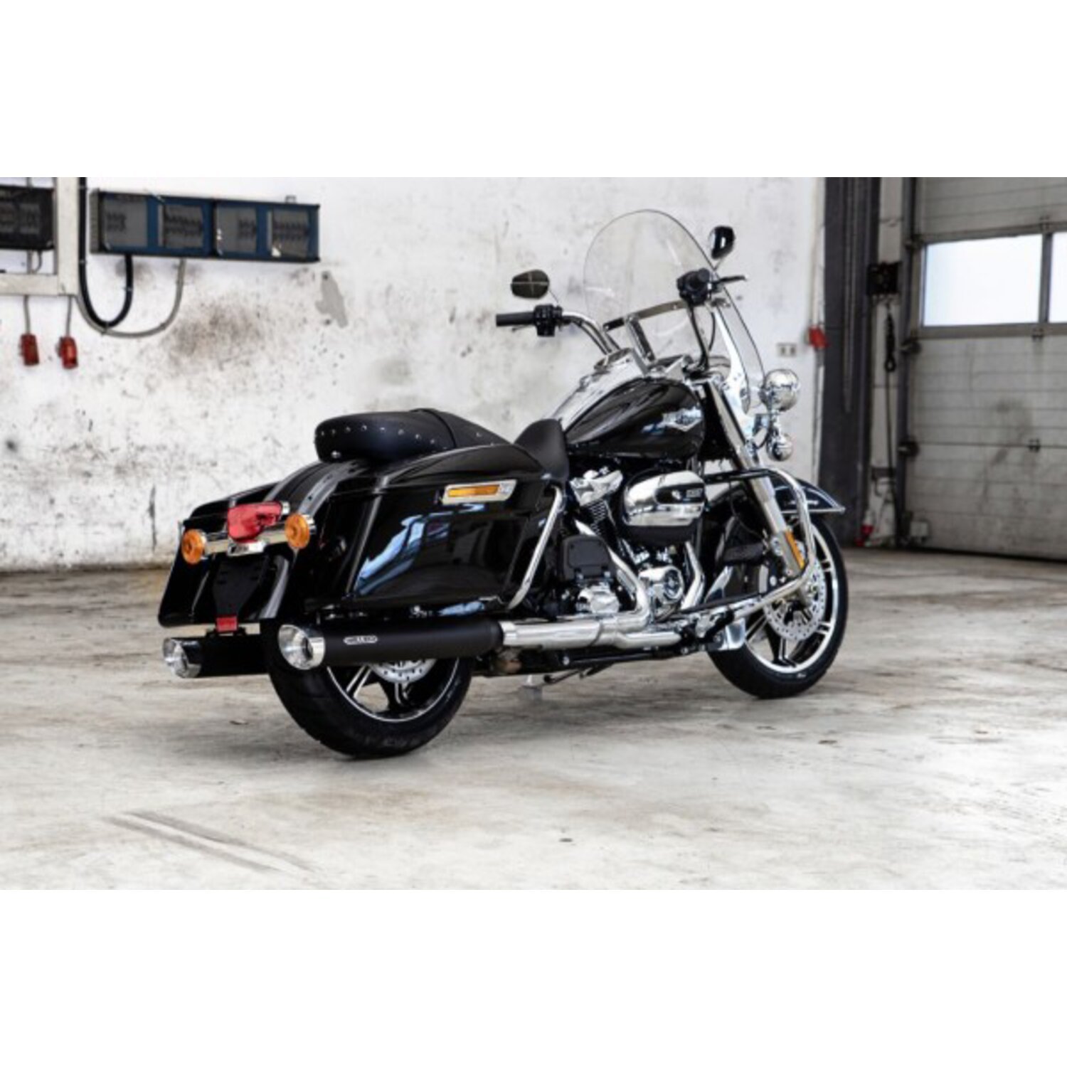 Miller, Cleveland 114" slip-on mufflers. Euro 5, Black, Matte