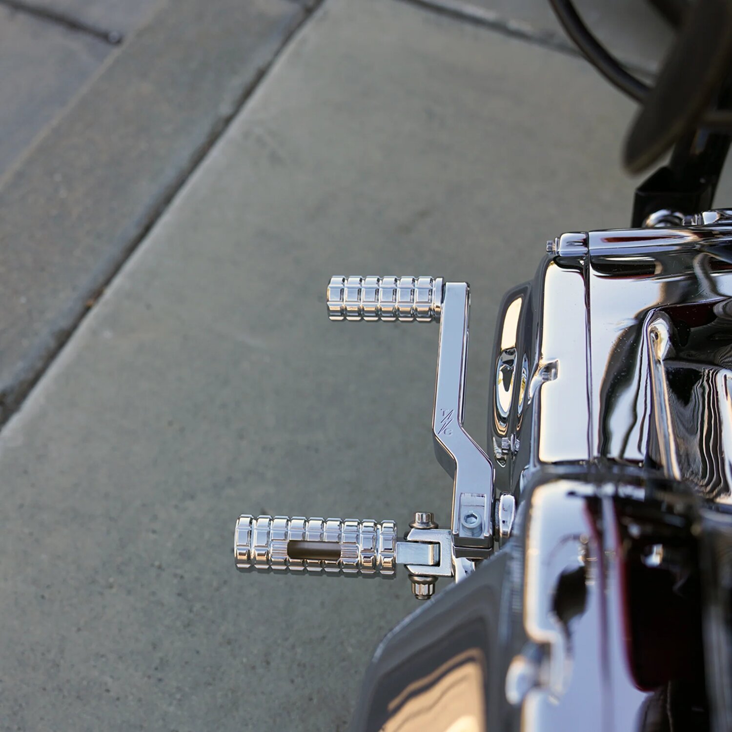 Arlen Ness, Speedliner footpeg set, Chrome